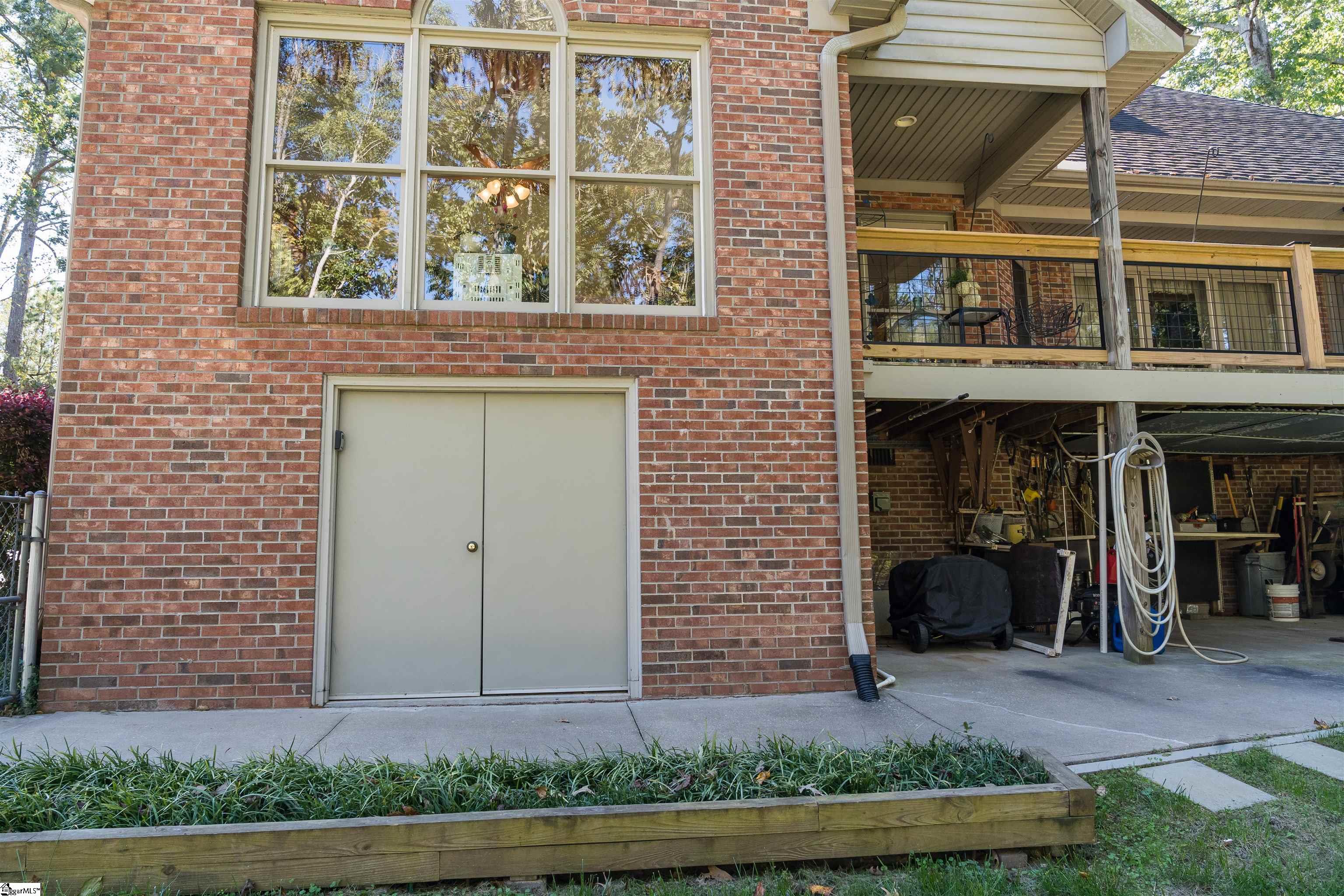 719 Three Wood Lane Woodruff, SC 29388-8101