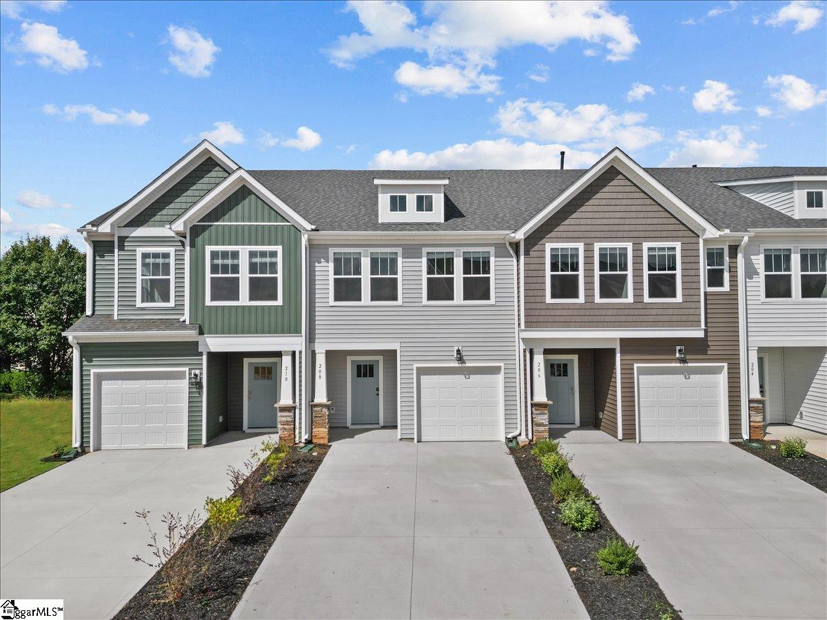 208 Cali Way Piedmont, SC 29673