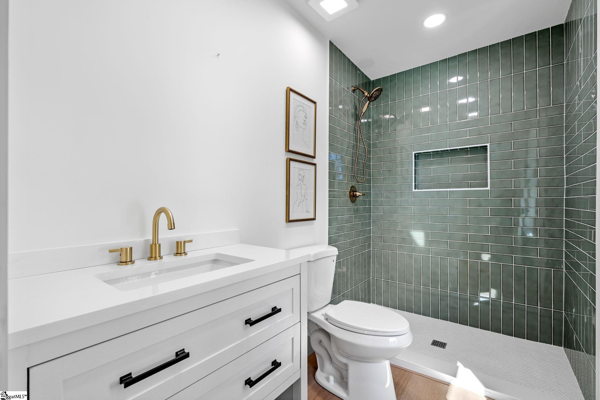 207 Oakmont Drive Boiling Springs, SC 29316