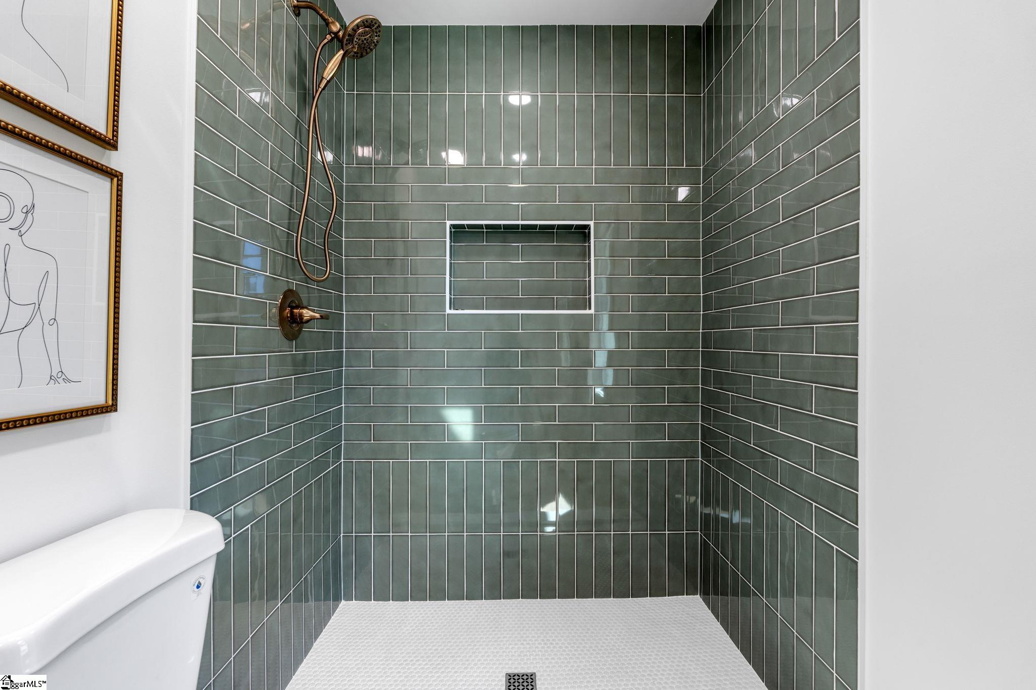 207 Oakmont Drive Boiling Springs, SC 29316