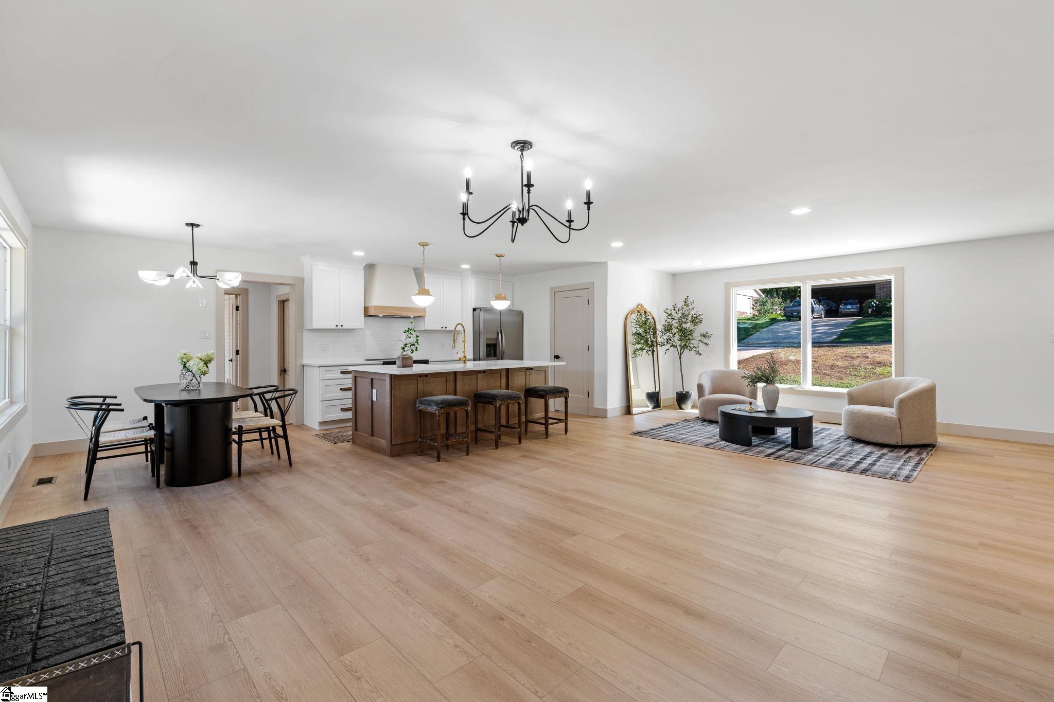 207 Oakmont Drive Boiling Springs, SC 29316
