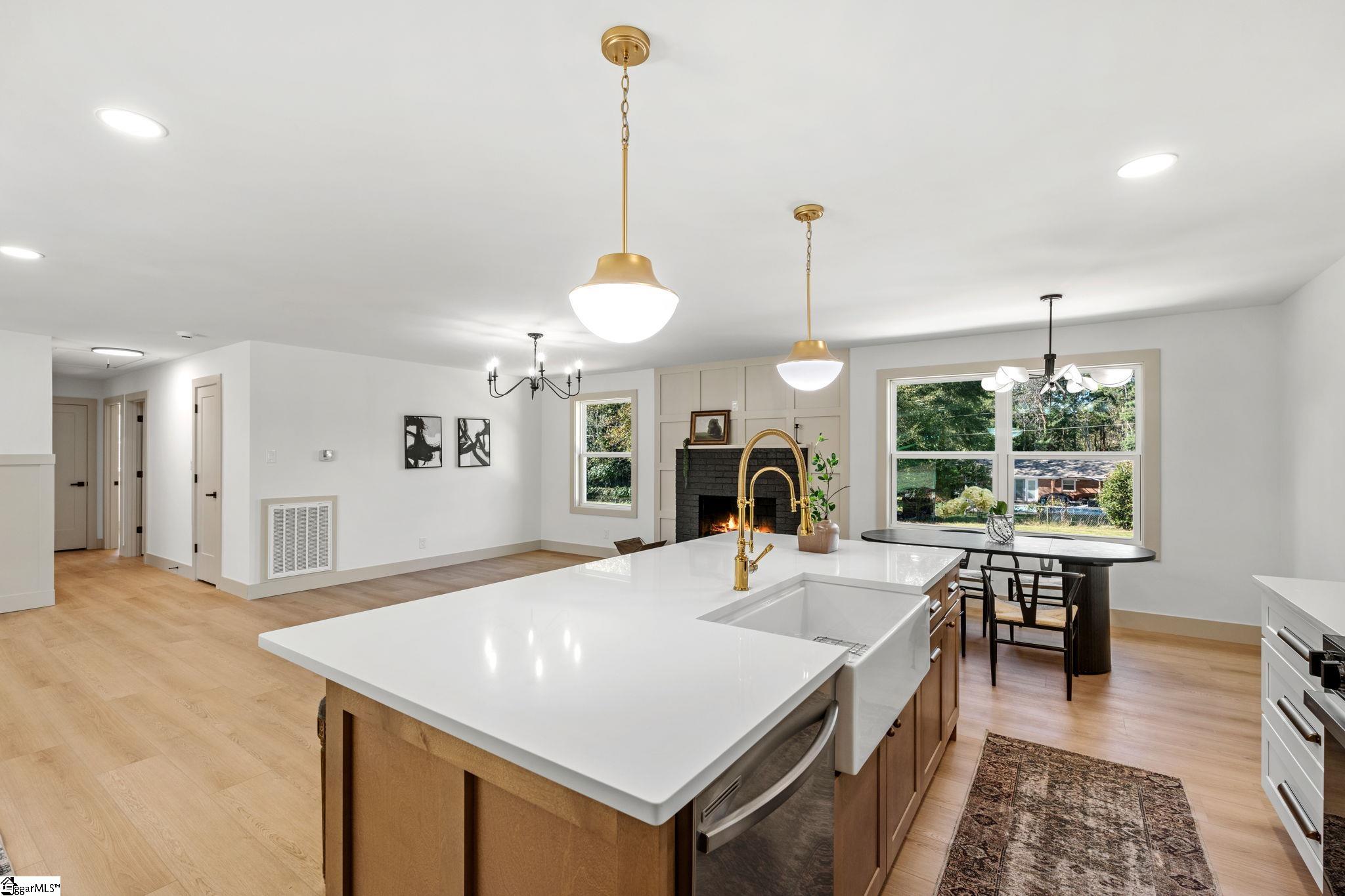 207 Oakmont Drive Boiling Springs, SC 29316