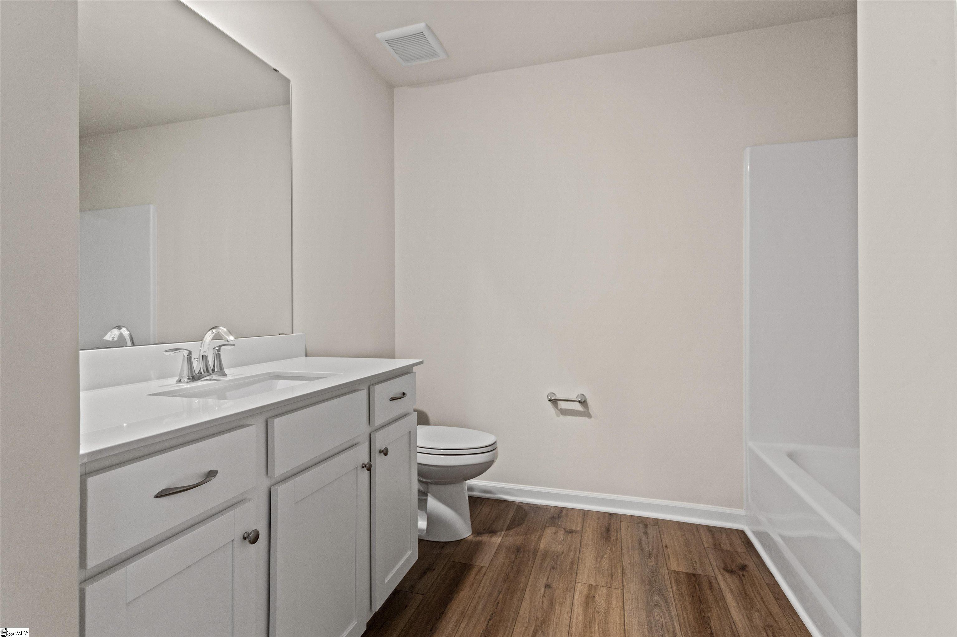 8 Loebner Lane Simpsonville, SC 29681