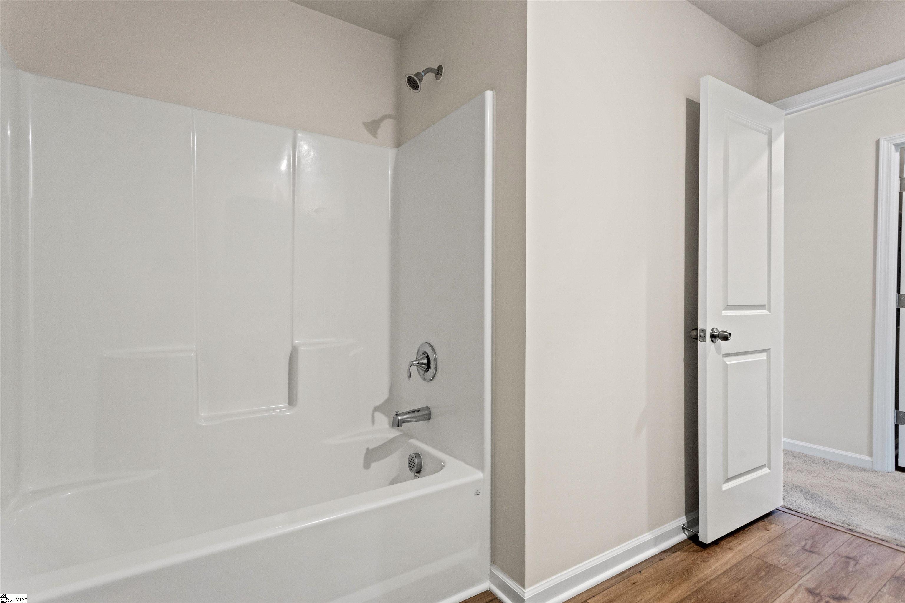 8 Loebner Lane Simpsonville, SC 29681