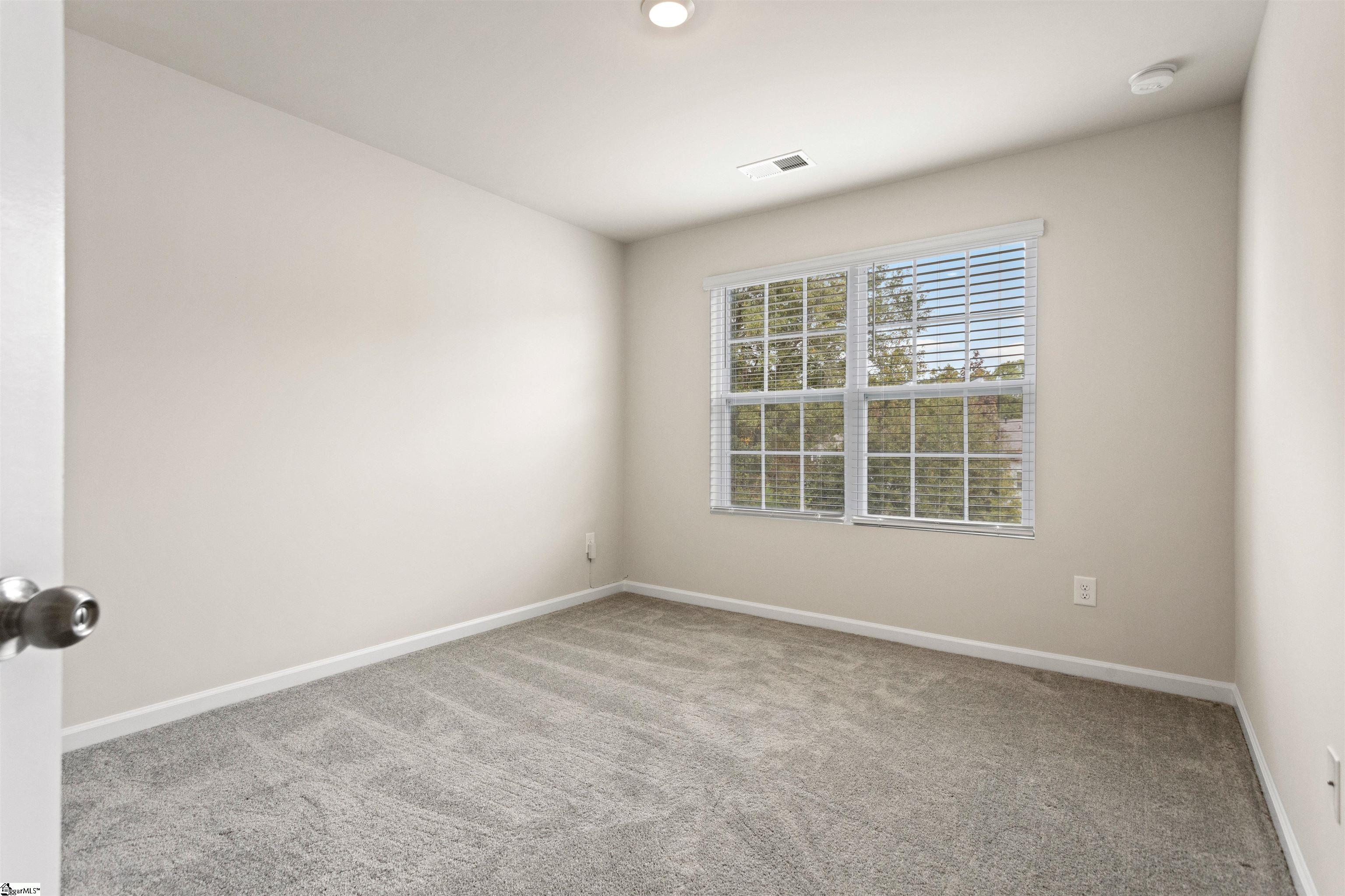 8 Loebner Lane Simpsonville, SC 29681