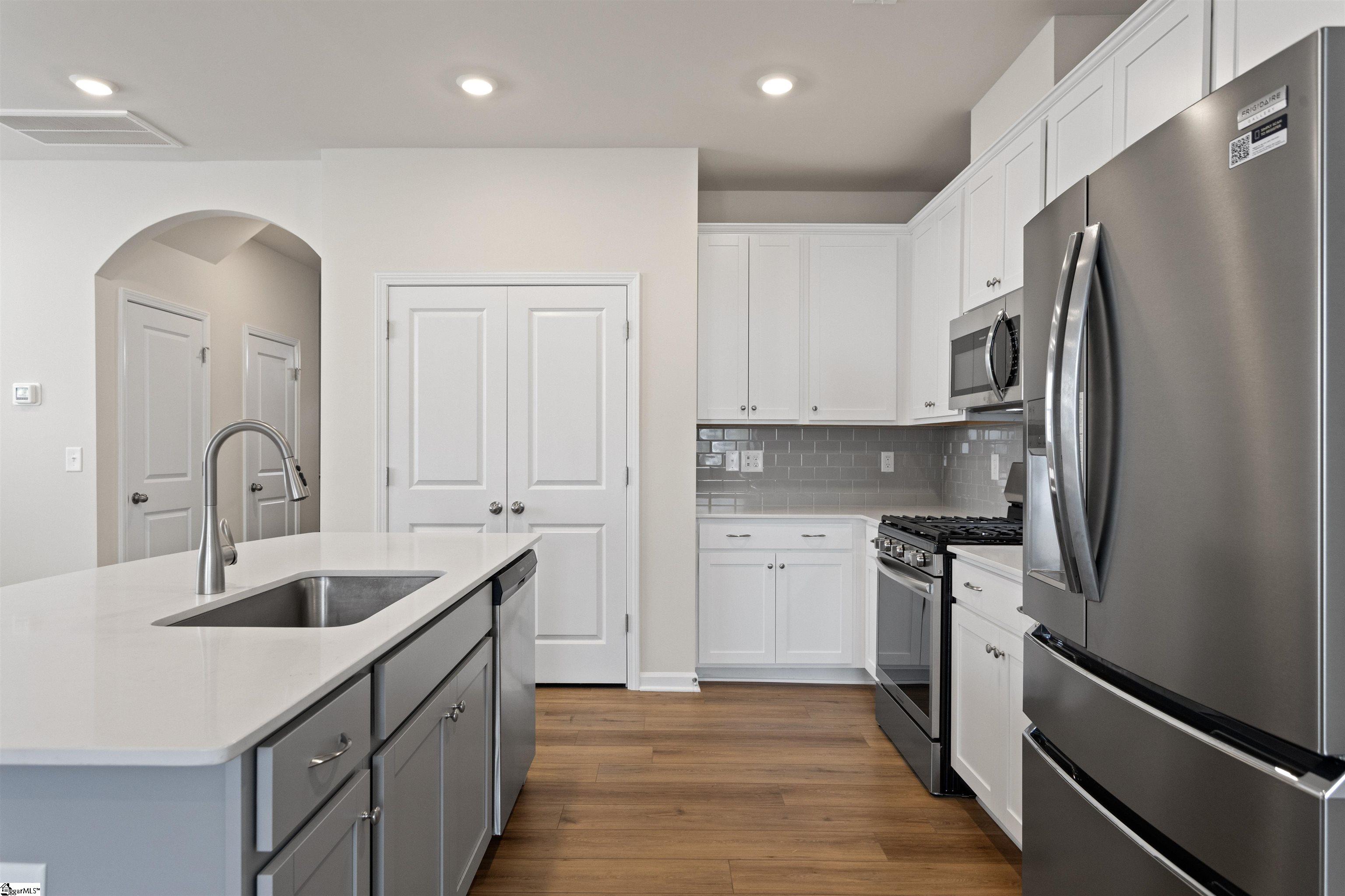 8 Loebner Lane Simpsonville, SC 29681