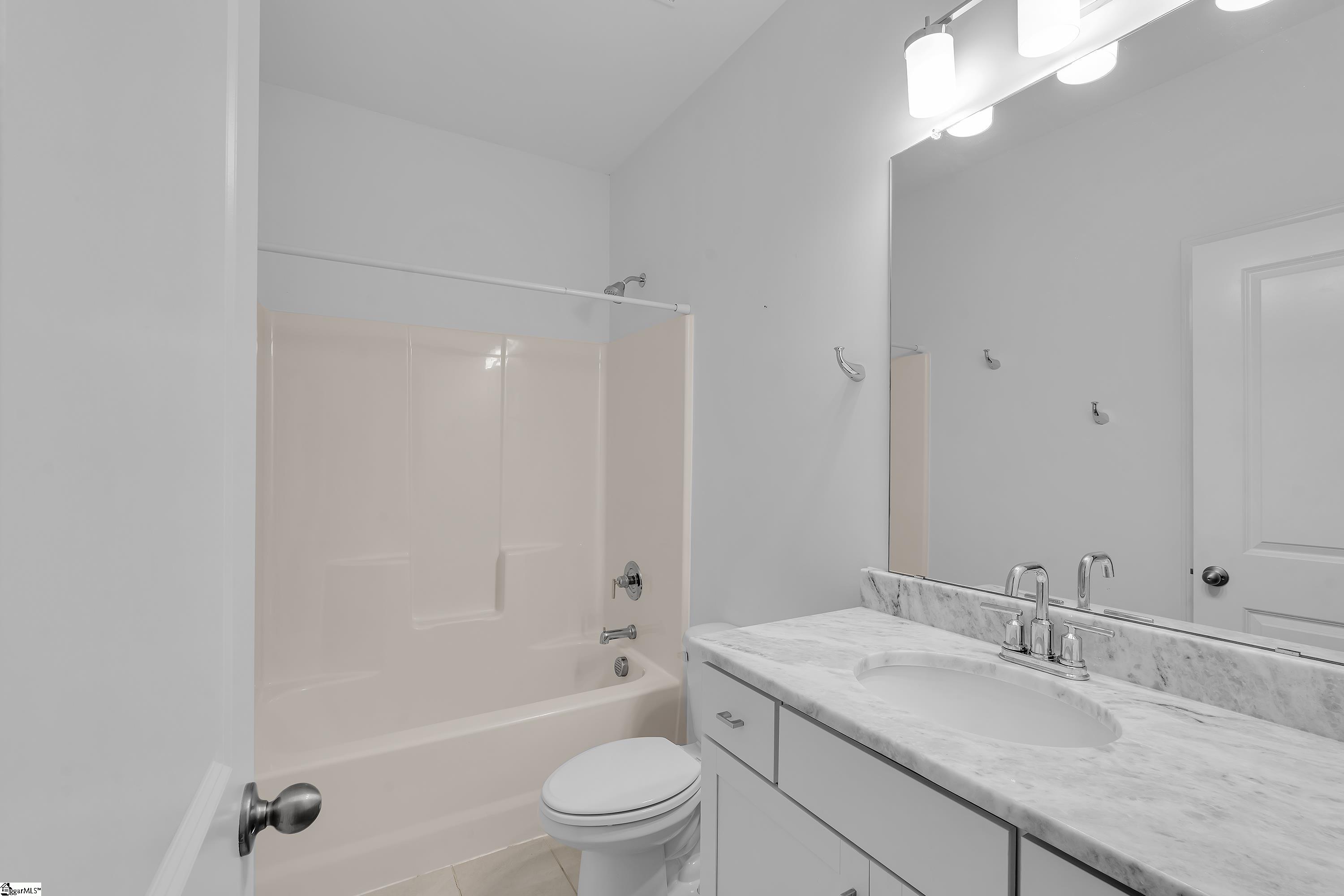 206 Lincoln Hill Road Taylors, SC 29687