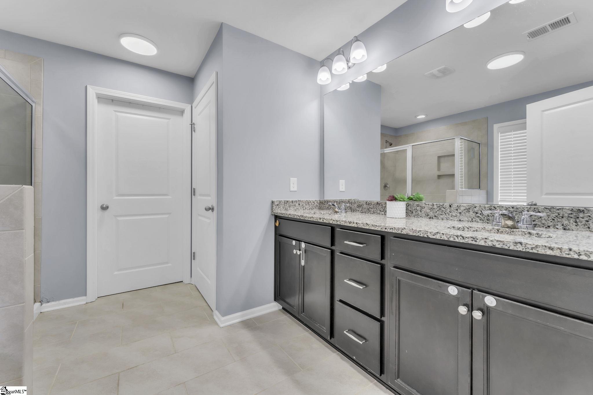 212 Raleighwood Lane Simpsonville, SC 29681