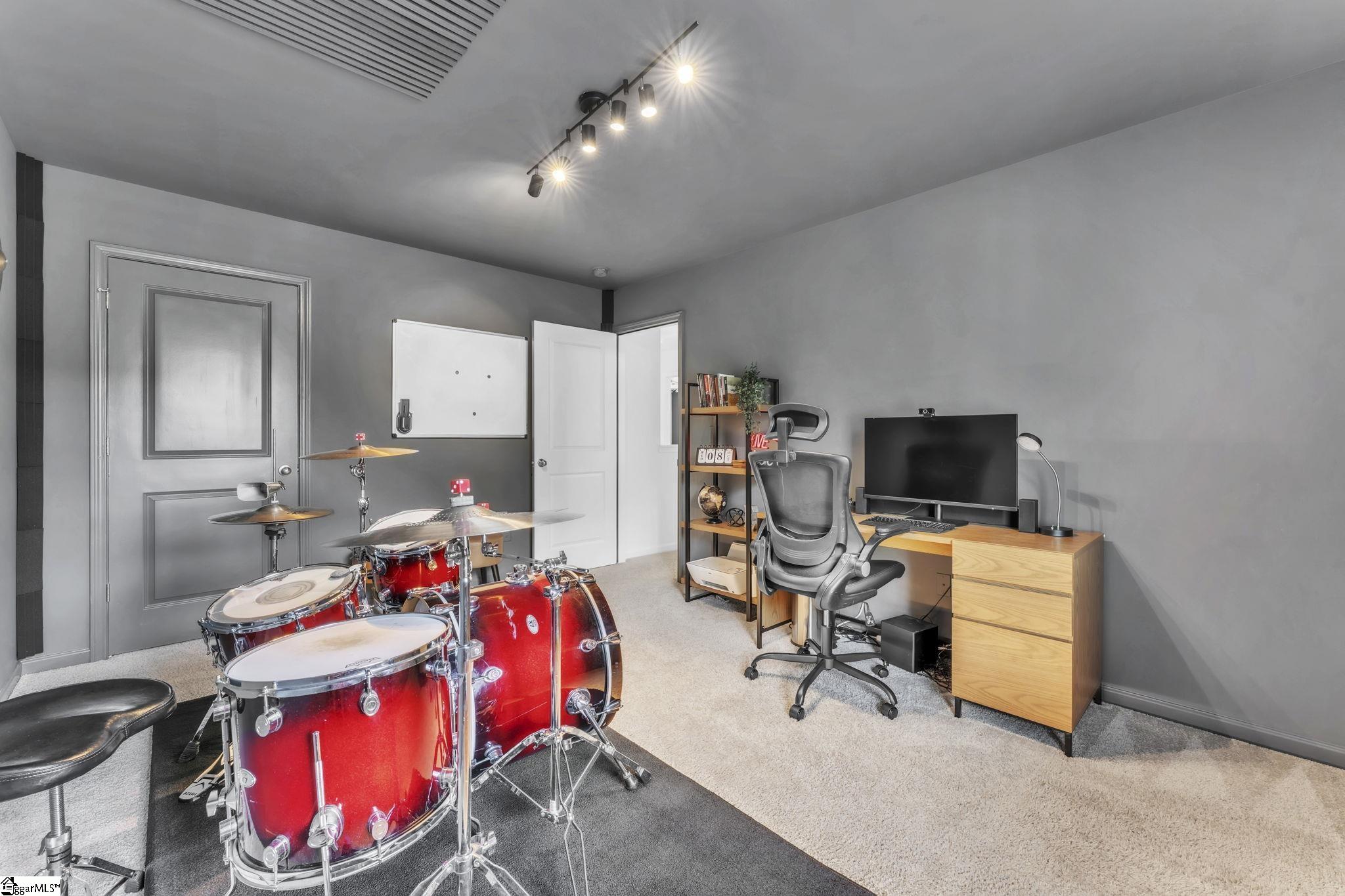 212 Raleighwood Lane Simpsonville, SC 29681