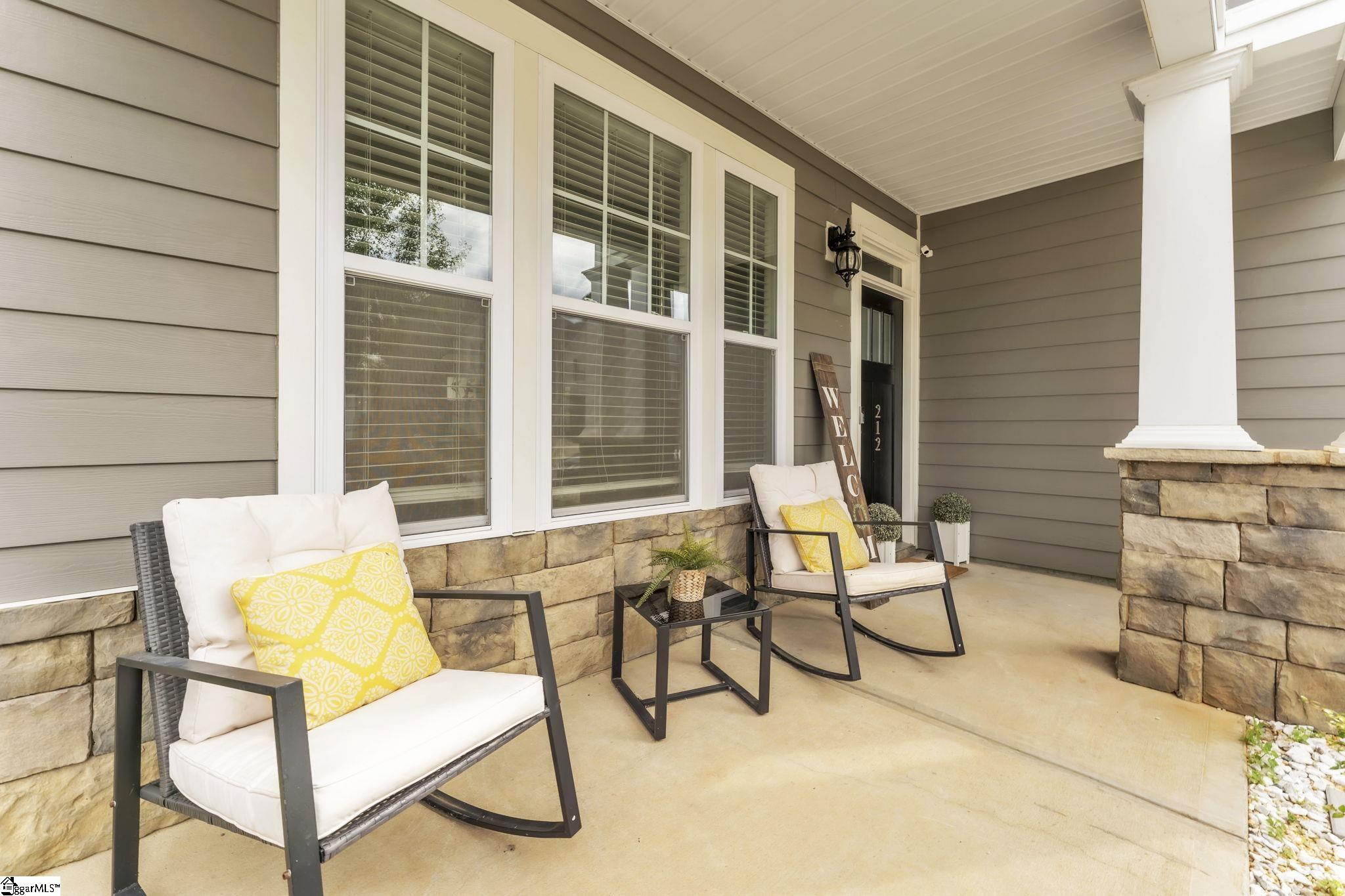 212 Raleighwood Lane Simpsonville, SC 29681