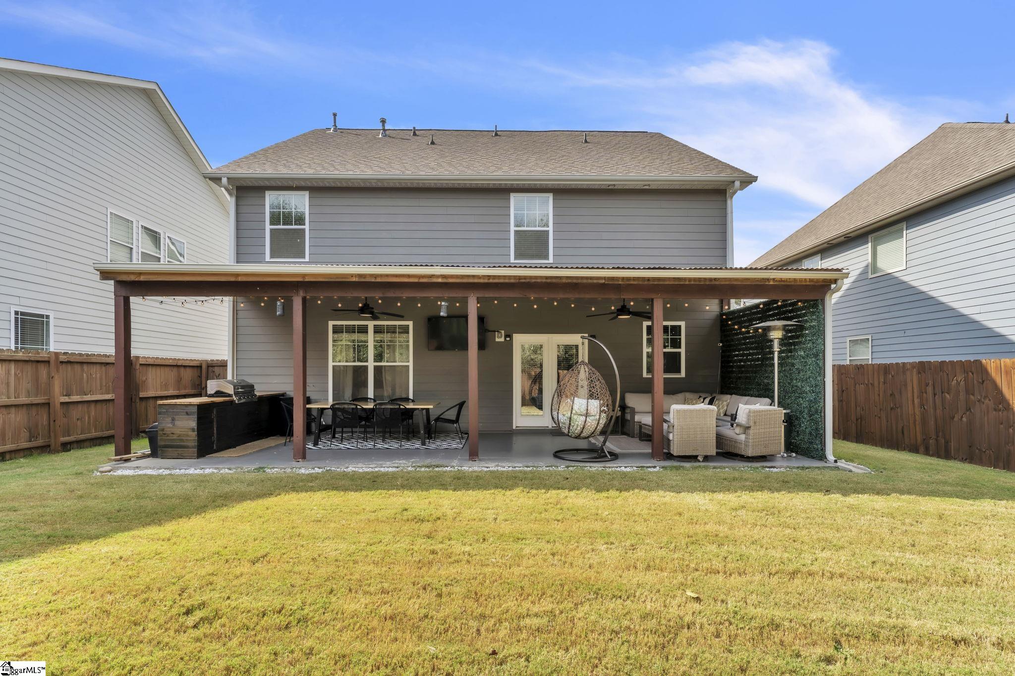 212 Raleighwood Lane Simpsonville, SC 29681