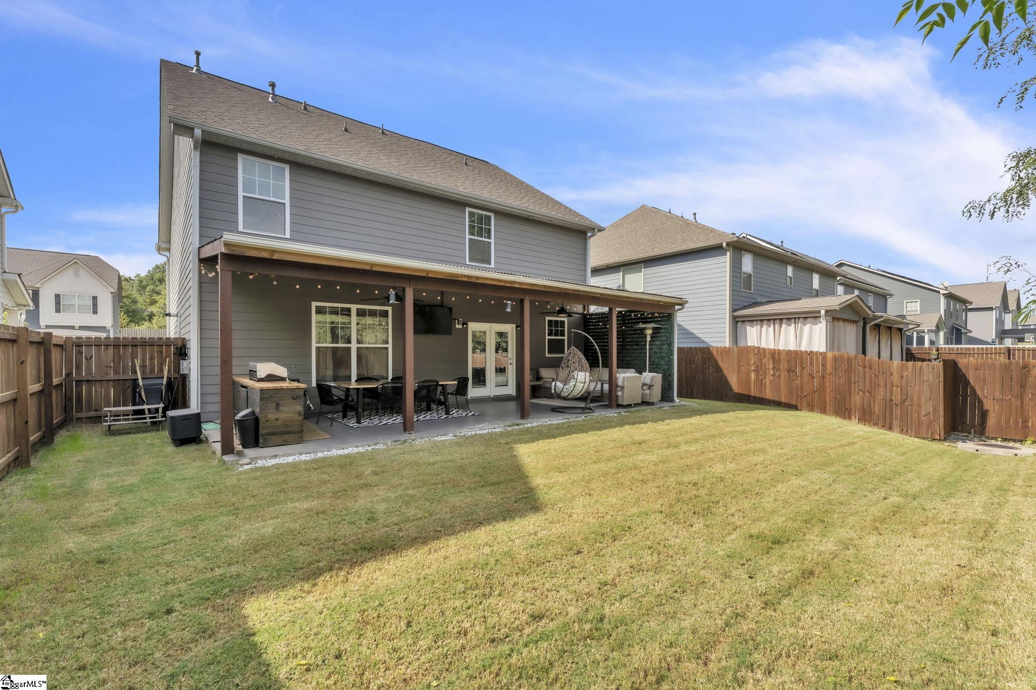 212 Raleighwood Lane Simpsonville, SC 29681