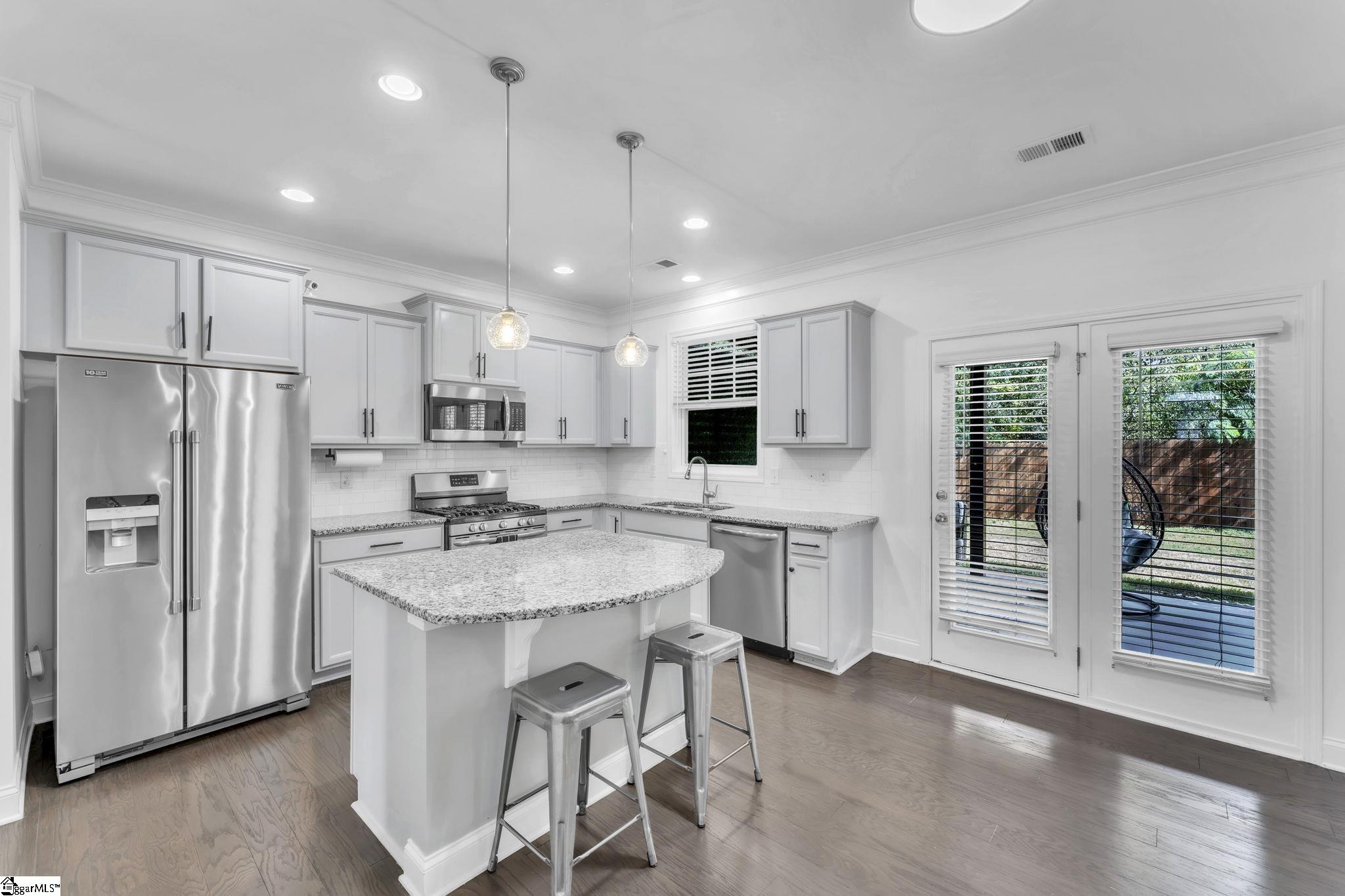 212 Raleighwood Lane Simpsonville, SC 29681