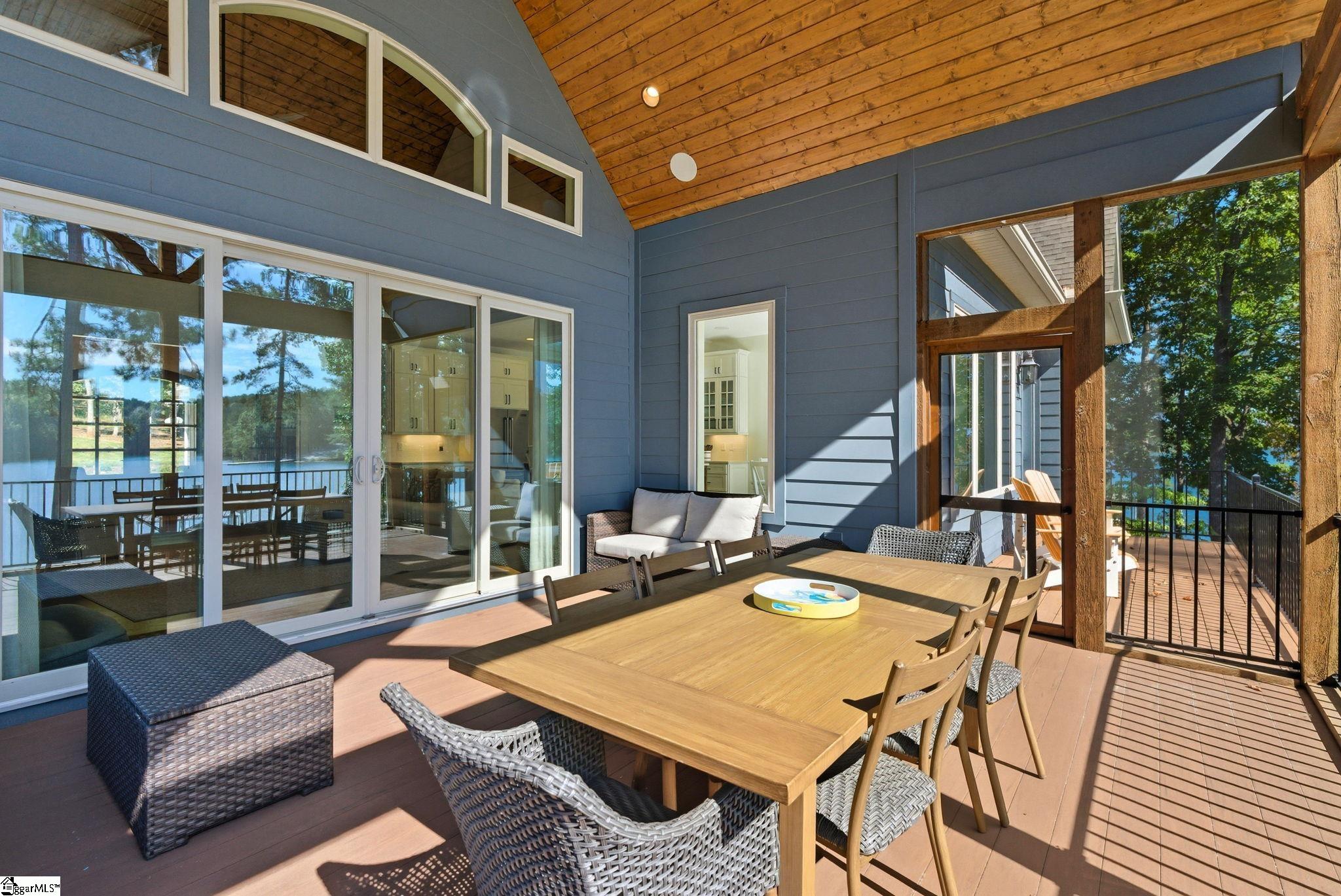 3012 Deep Water Way West Union, SC 29696