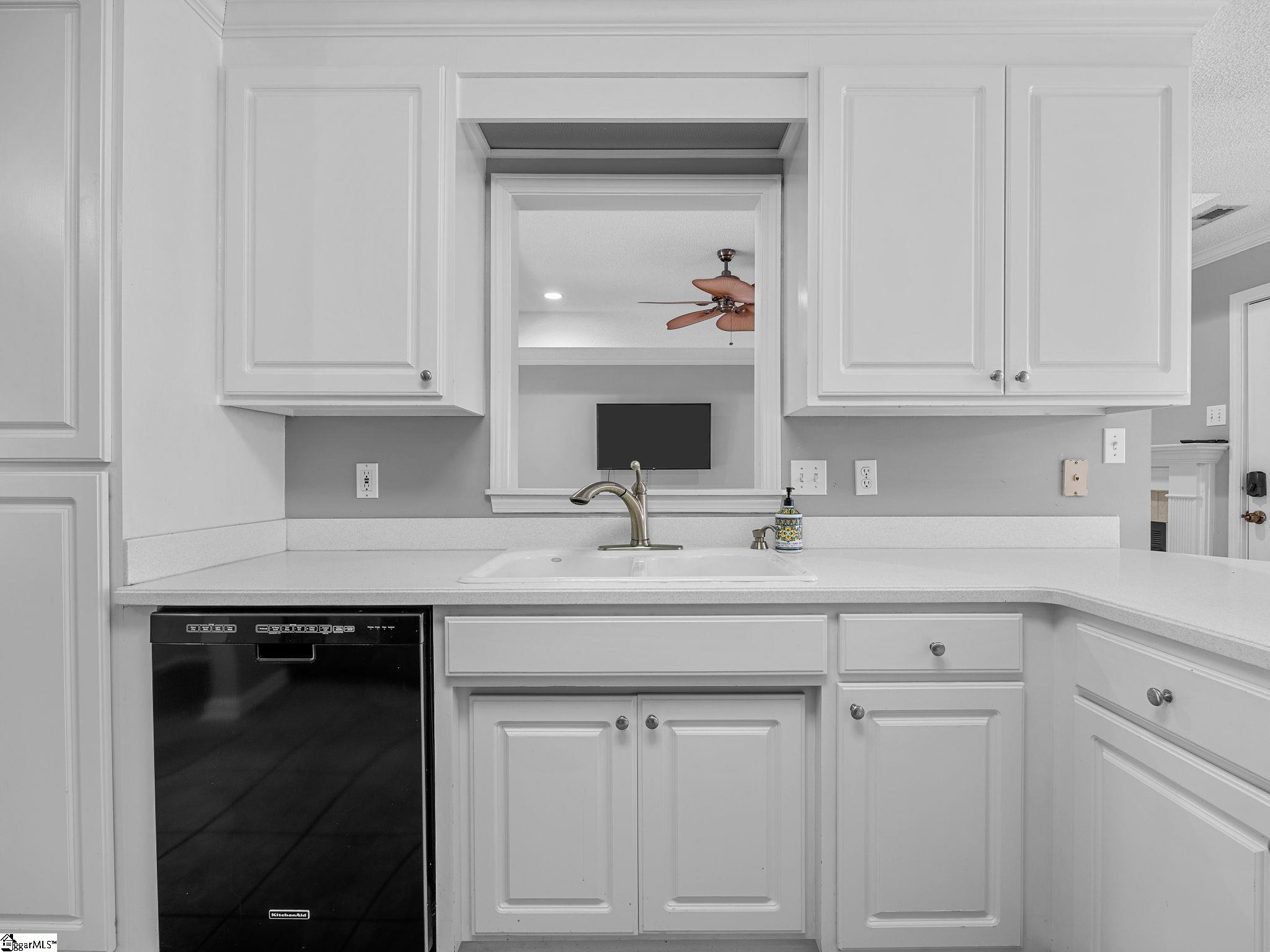 372 W Autumn Ridge Road Moore, SC 29369