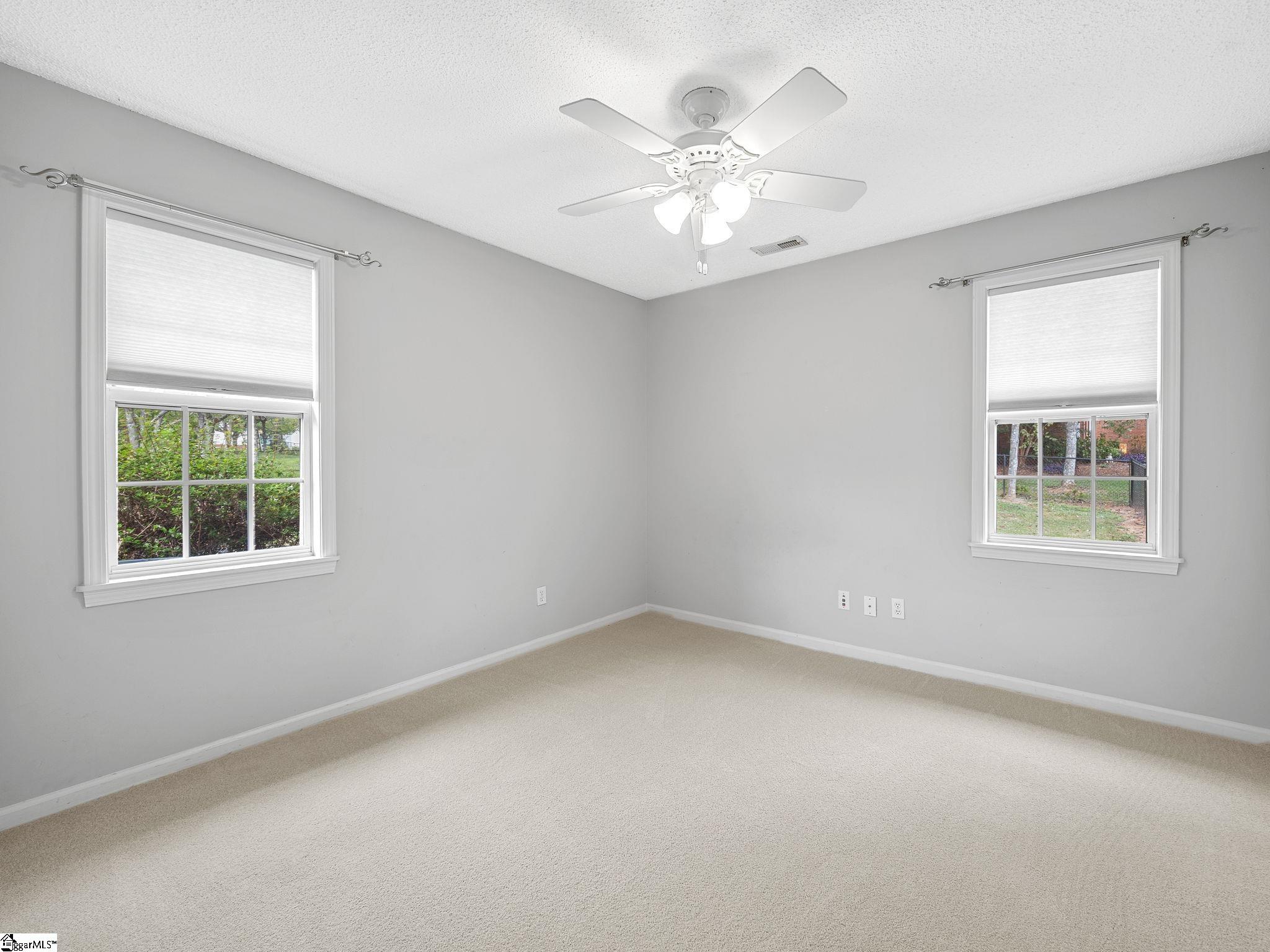 372 W Autumn Ridge Road Moore, SC 29369