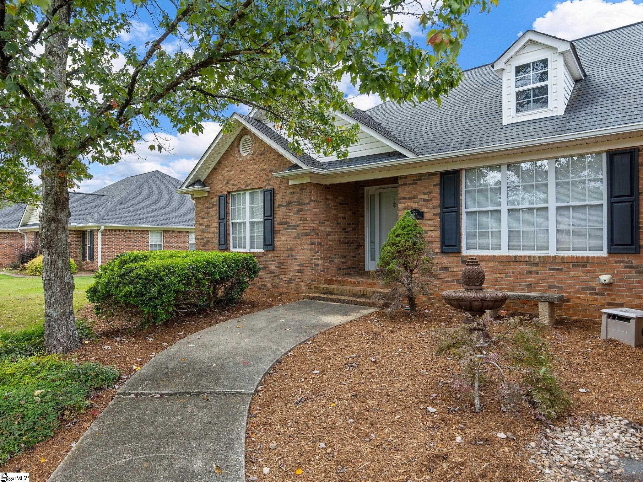372 W Autumn Ridge Road Moore, SC 29369