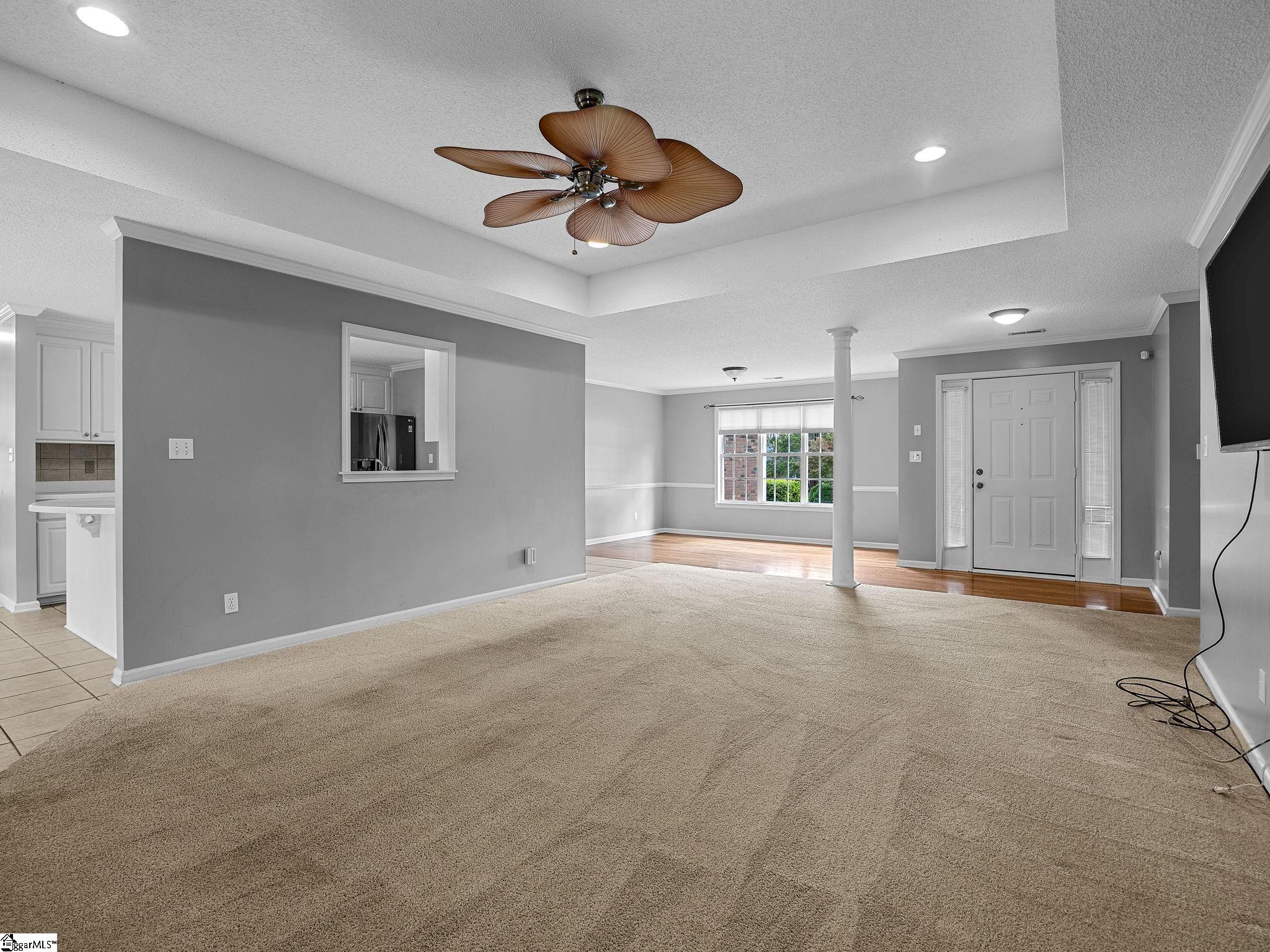 372 W Autumn Ridge Road Moore, SC 29369