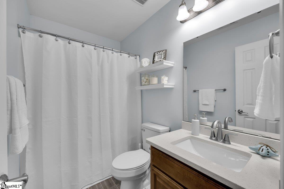 105 Landau Place Simpsonville, SC 29680