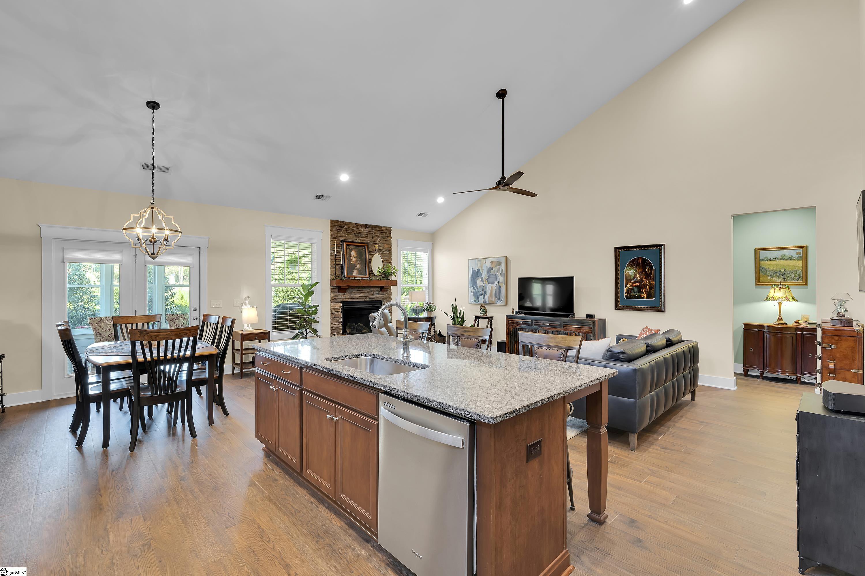 6 Glenview Park Travelers Rest, SC 29690