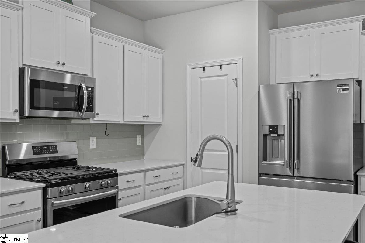 67 Fernhill Lane Fountain Inn, SC 29644