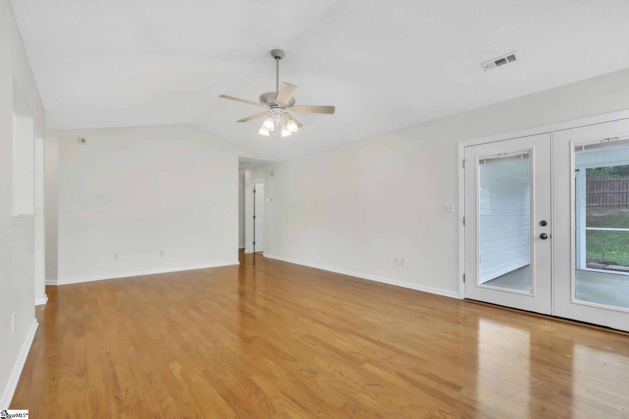 300 Bramford Way Simpsonville, SC 29680