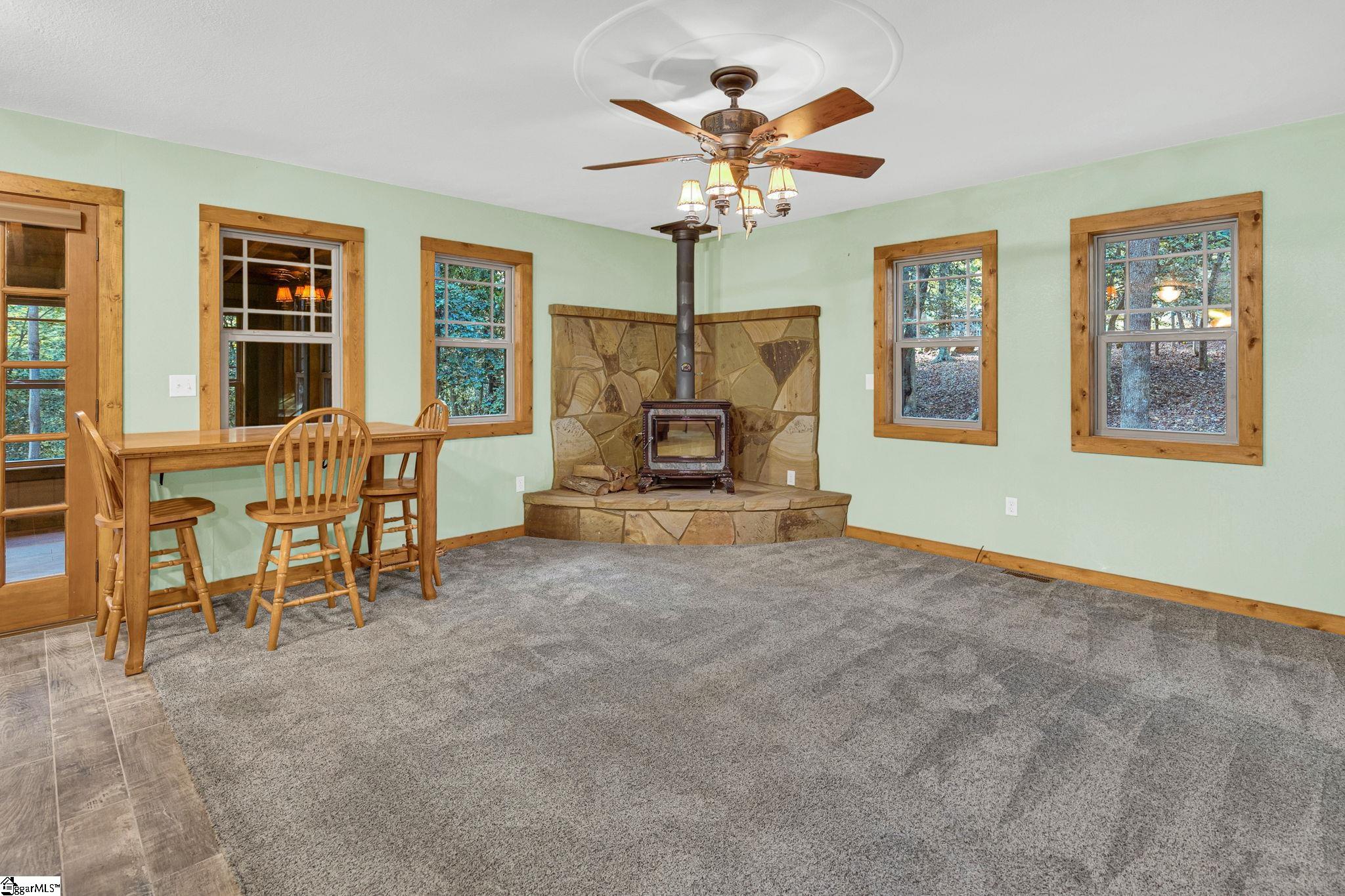 2847 E Georgia Road Simpsonville, SC 29681