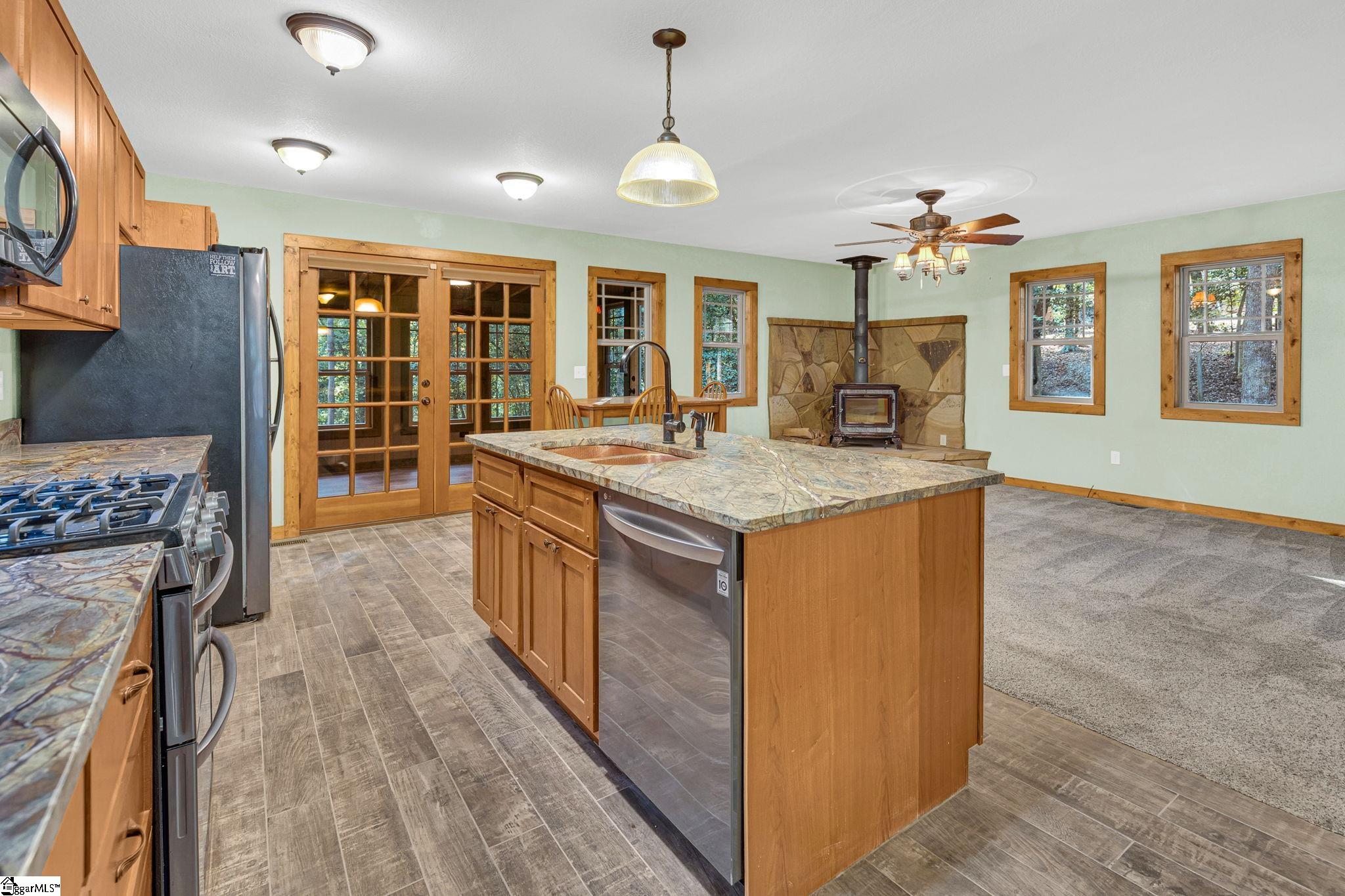2847 E Georgia Road Simpsonville, SC 29681