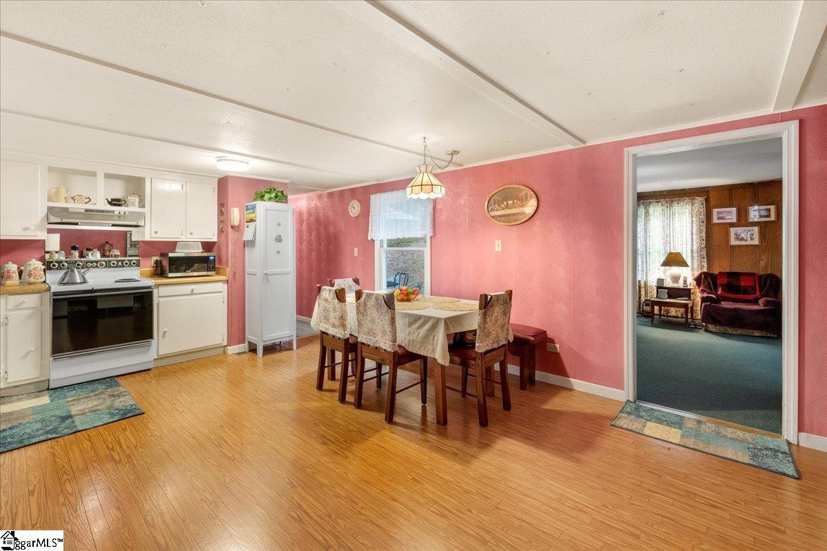 163 B D Johnston Road Central, SC 29630