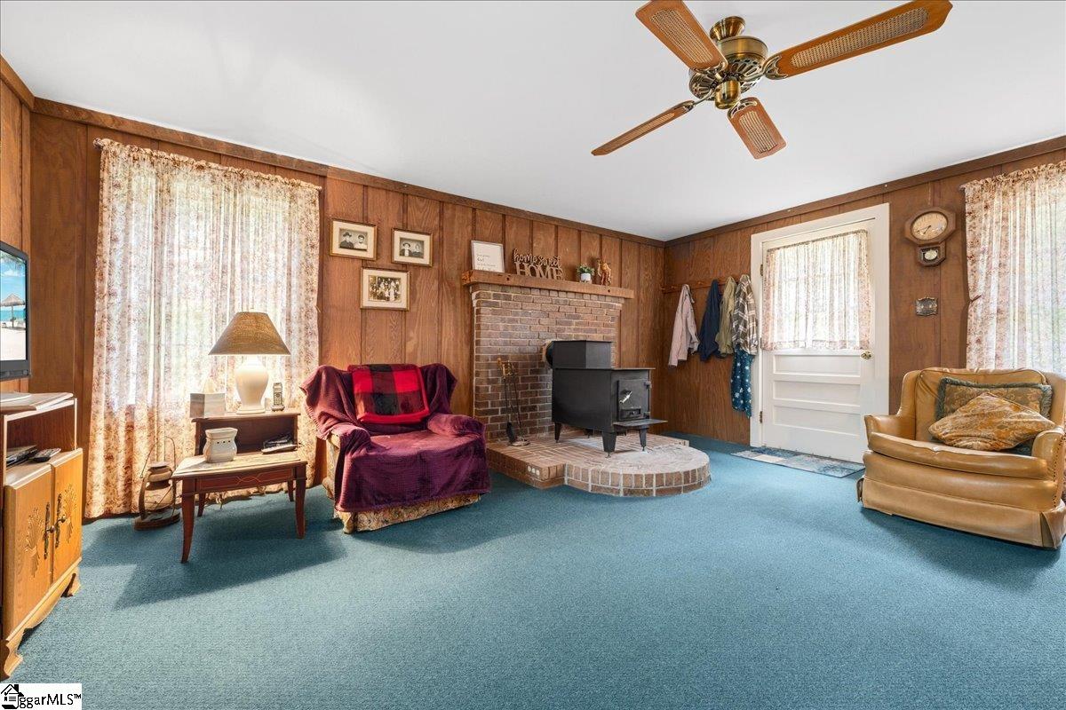 163 B D Johnston Road Central, SC 29630