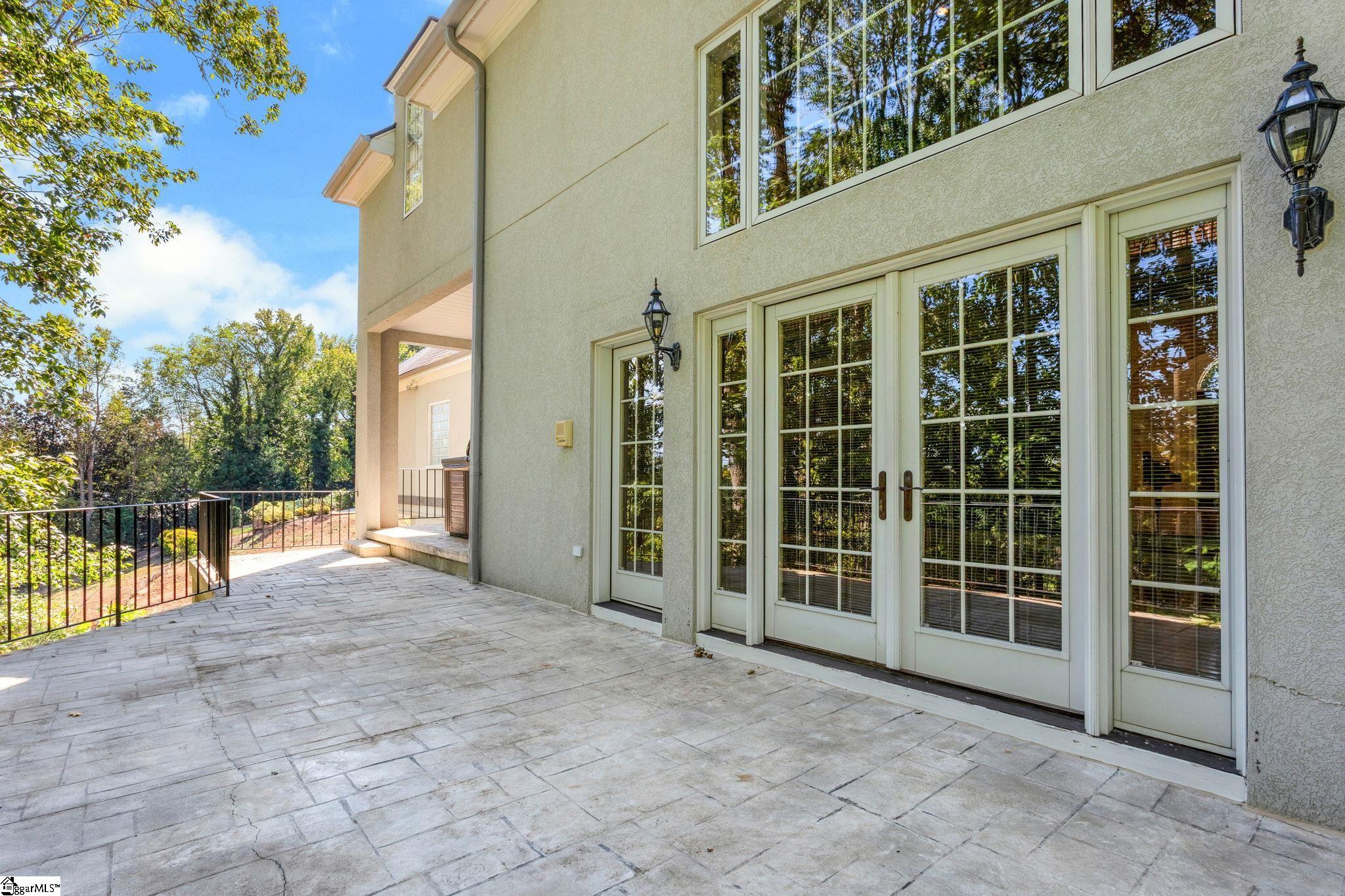 122 Antigua Way Greer, SC 29650