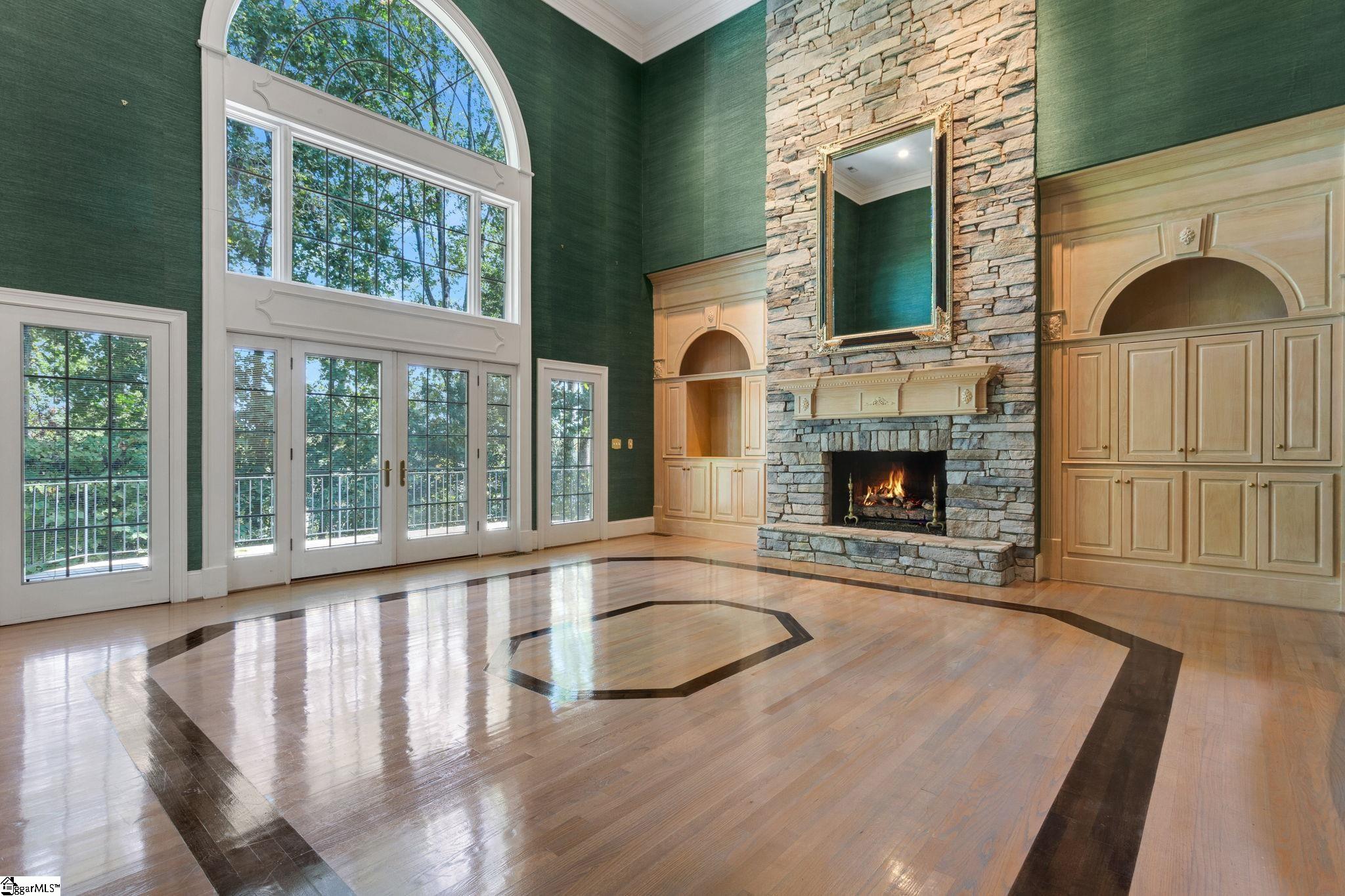 122 Antigua Way Greer, SC 29650