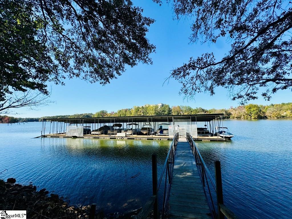 811 North Lake Drive photo 32