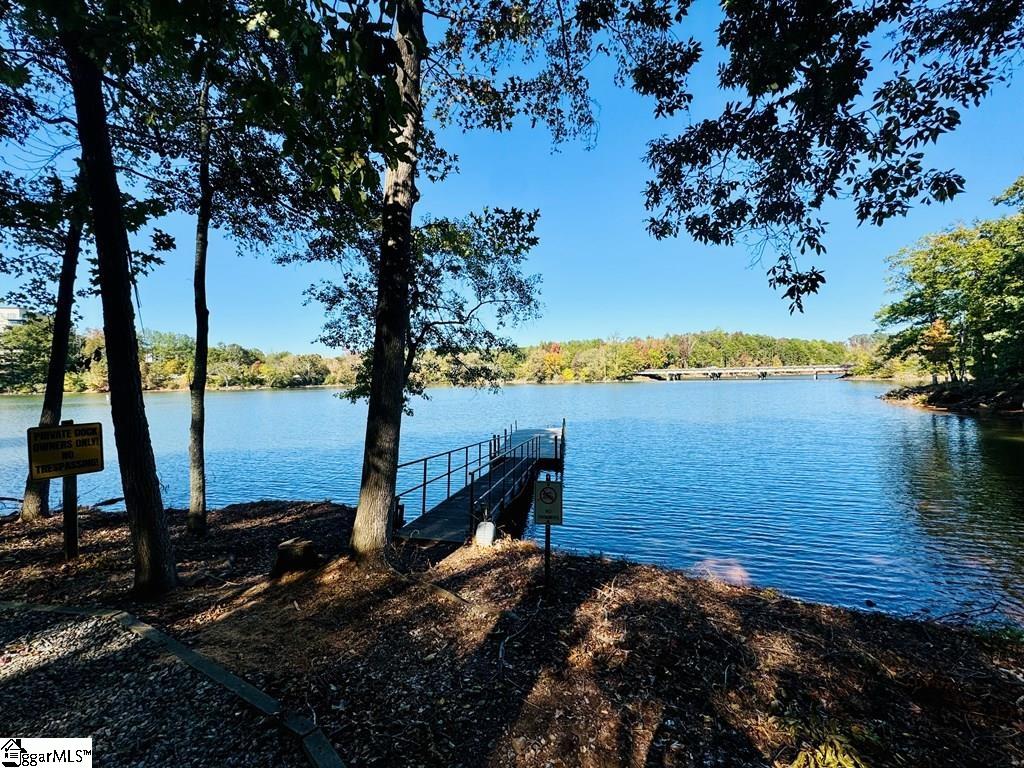 811 North Lake Drive photo 35