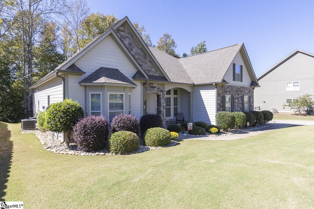 Homes for sale in Williamston, SC | 158 Waltzing Vine Ln, Williamston, SC 29697 | MLS# 1572415