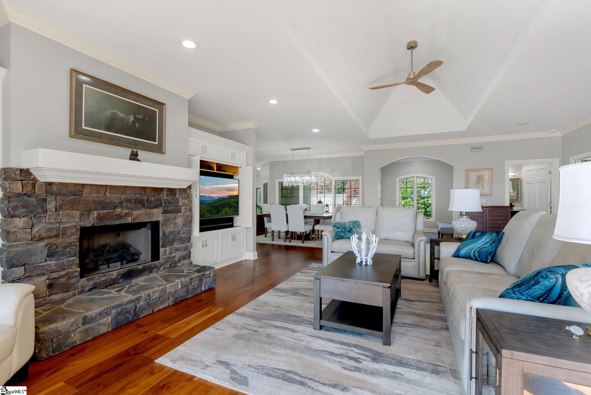 Homes for sale in Landrum, SC | 220 Yellowroot Ln, Landrum, SC 29356 | MLS# 1572706