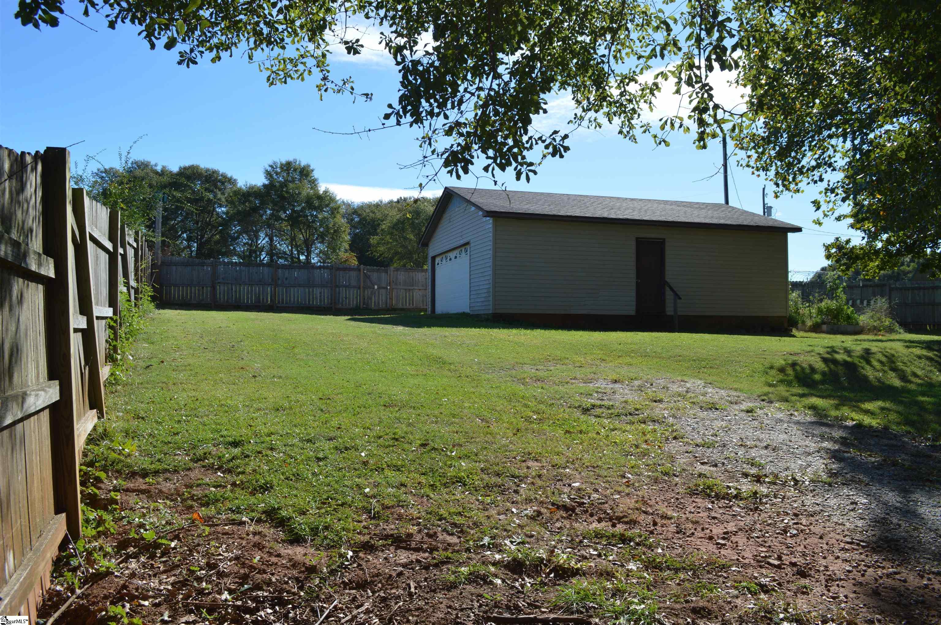 Homes for sale in Lyman, SC | 1006 Hampton Rd, Lyman, SC 29365 | MLS# 1572858