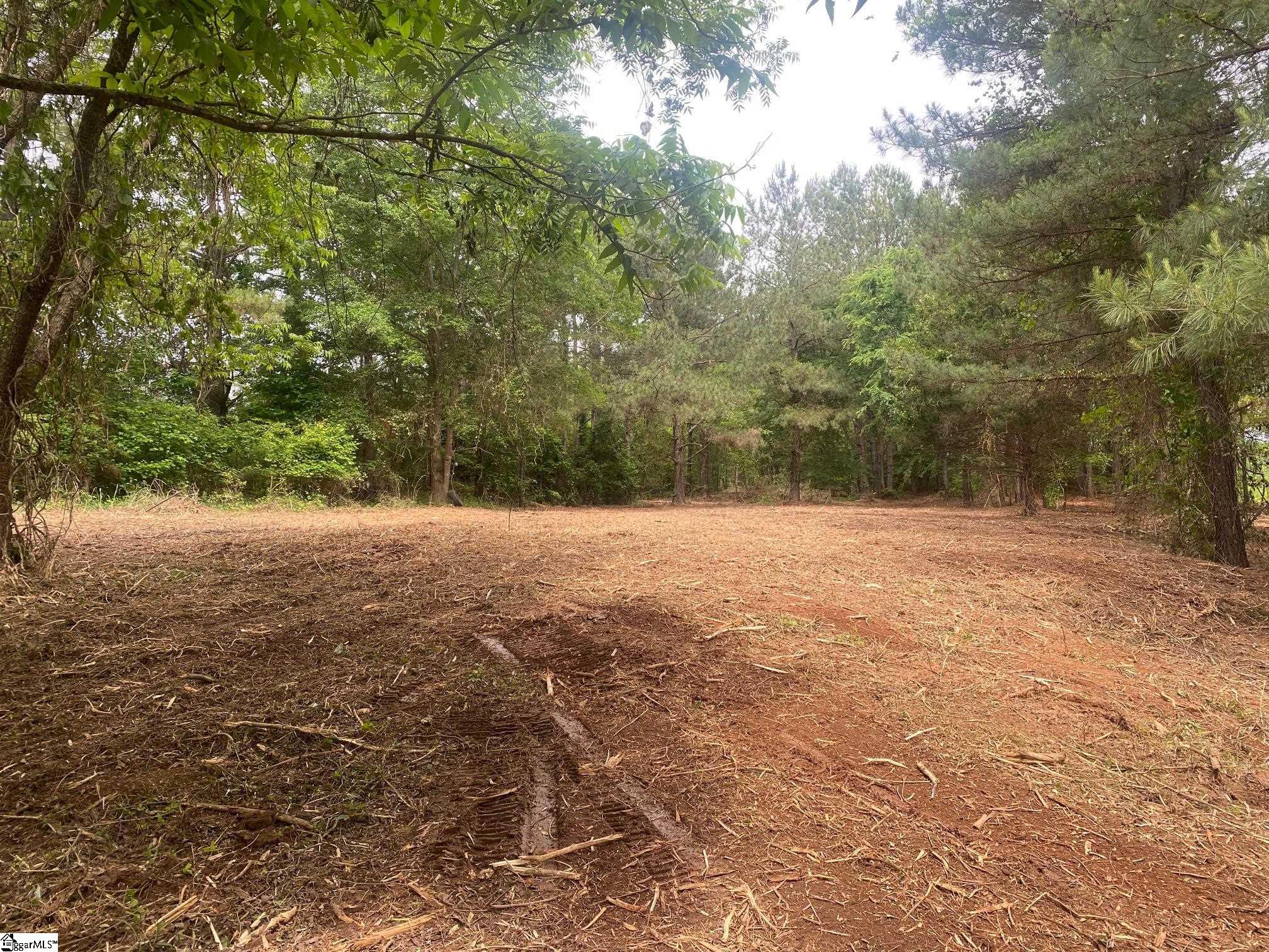 Homes for sale in Clinton, SC | 195 Commerce Ave, Clinton, SC 29325 | MLS# 1572901