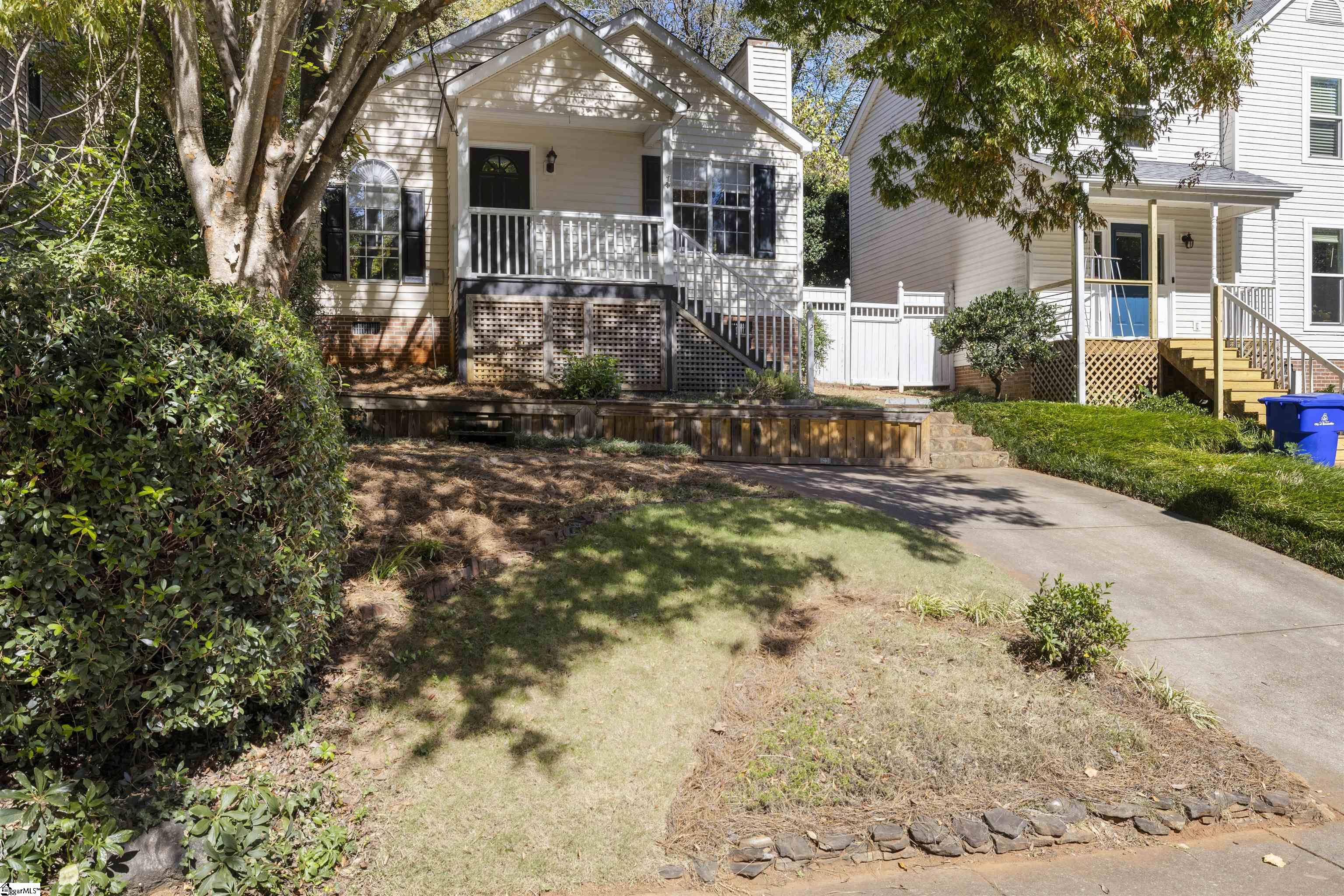 Homes for sale in Greenville, SC | 24 Townes Square Ln, Greenville, SC 29609 | MLS# 1572930