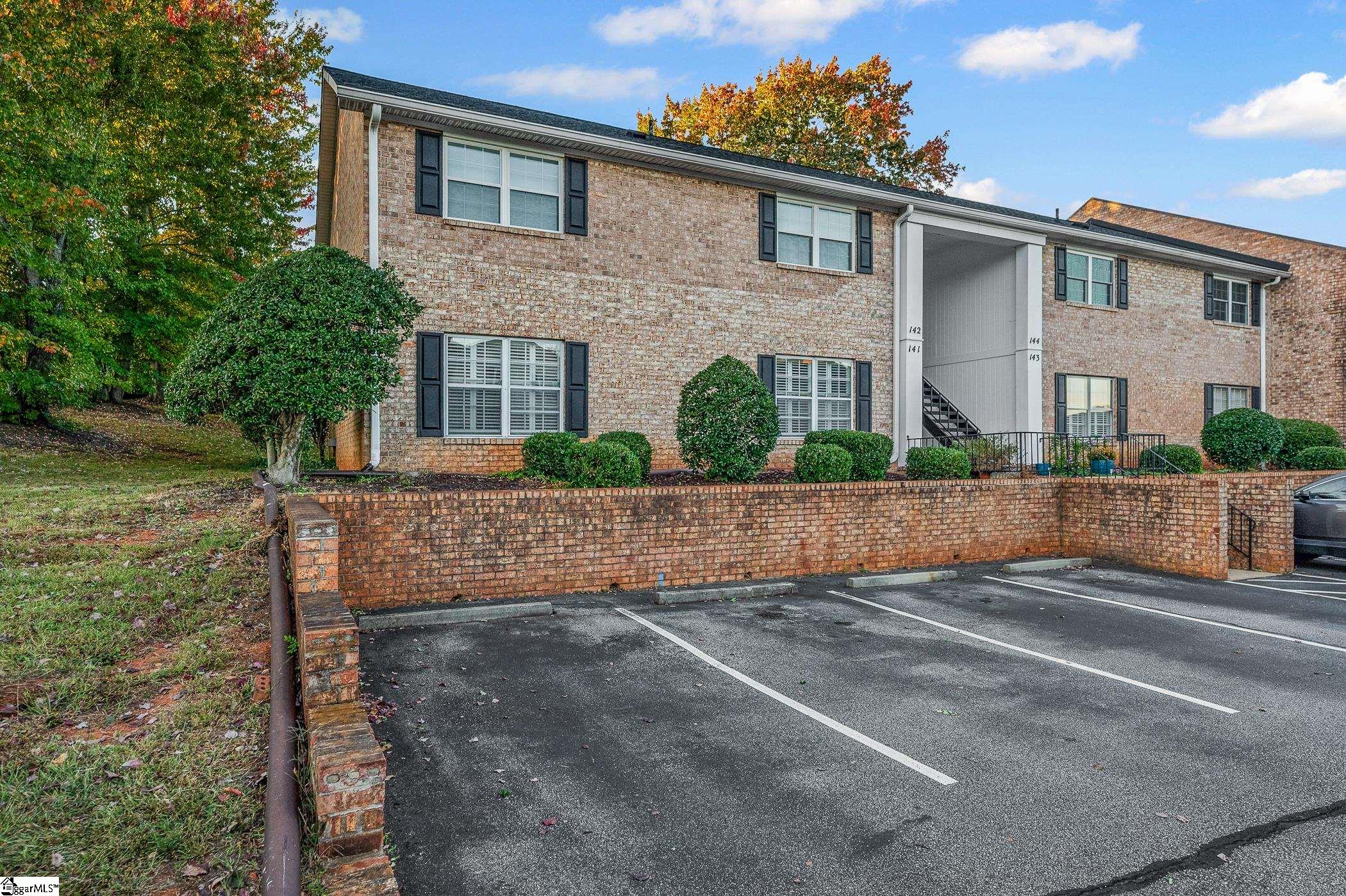 925 Cleveland Street UNIT #141 Greenville, SC 29601