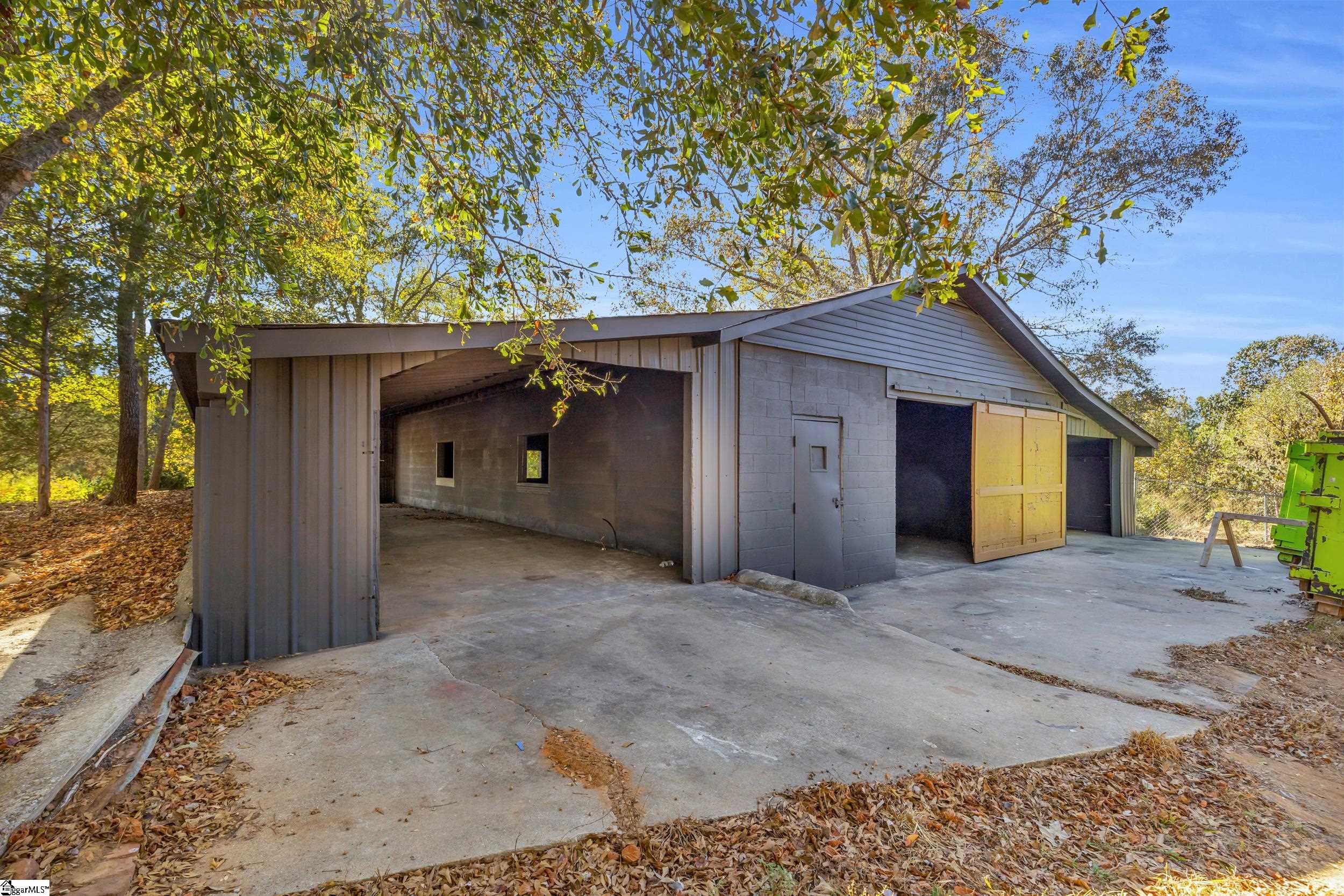 Homes for sale in Honea Path, SC | 228 Dairy Rd, Honea Path, SC 29654 | MLS# 1573148