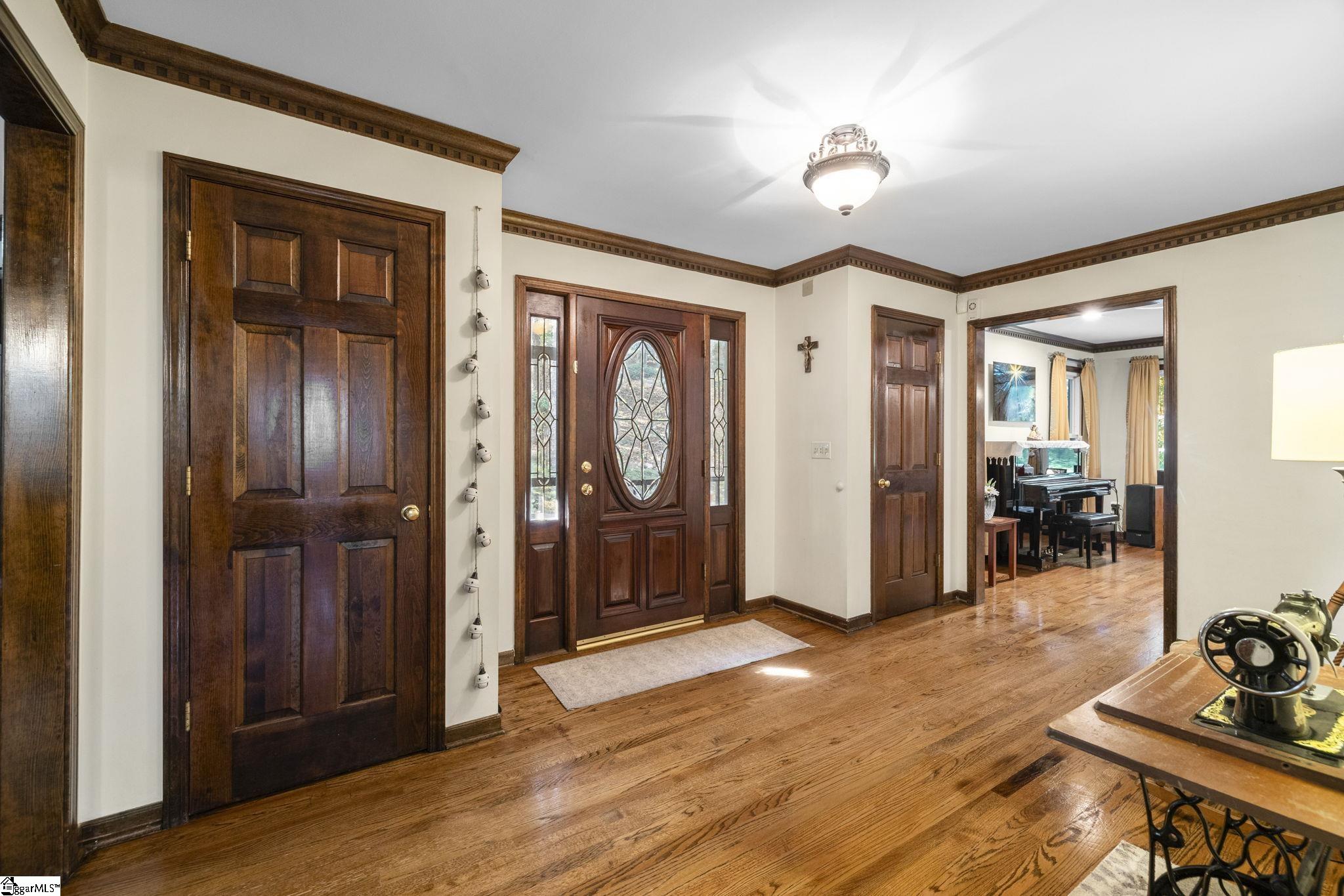 Homes for sale in Greenville, SC | 301 Cardinal Dr, Greenville, SC 29609 | MLS# 1573161