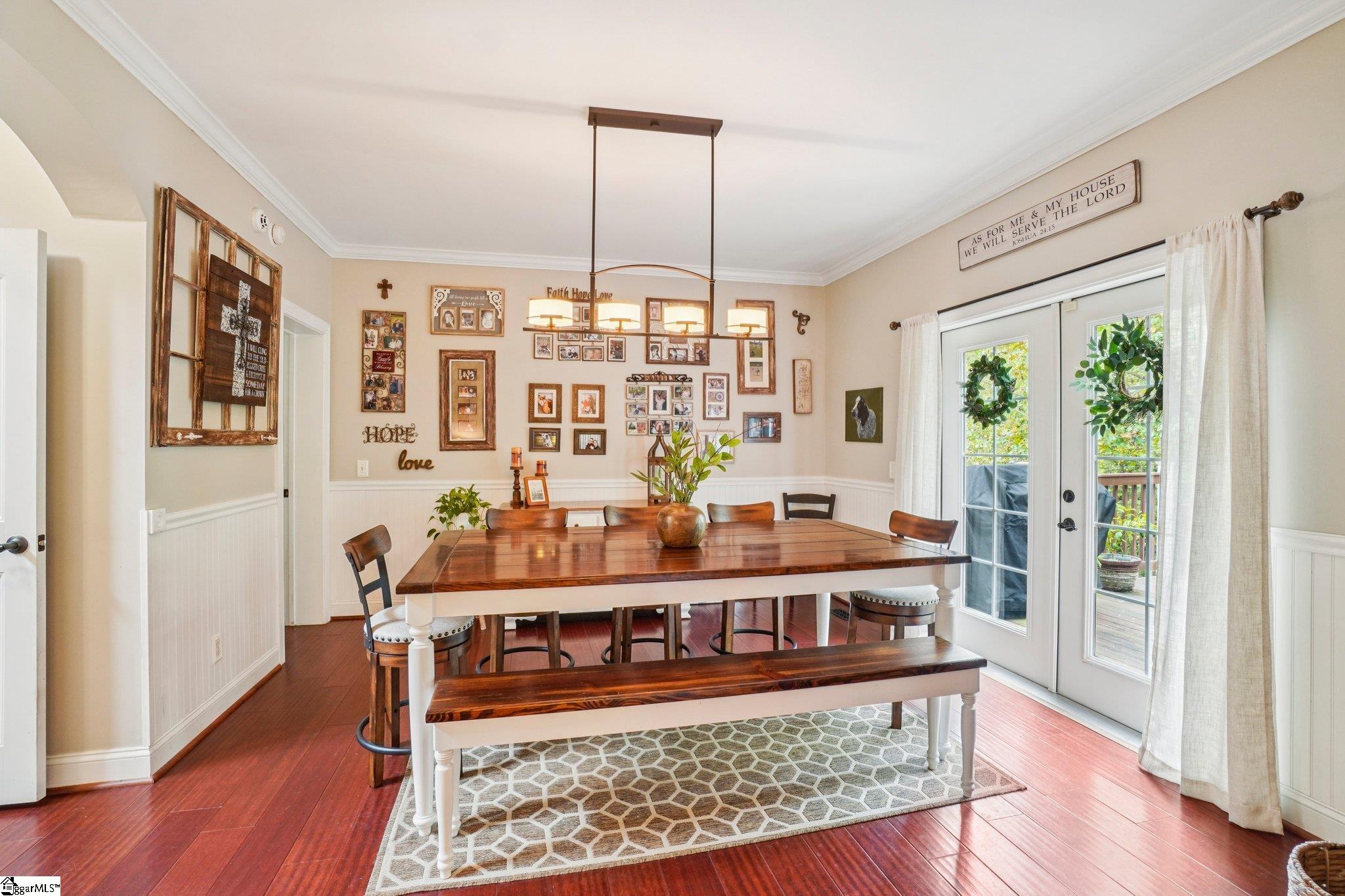 813 Beech Tree Place Hendersonville, NC 28792-8081