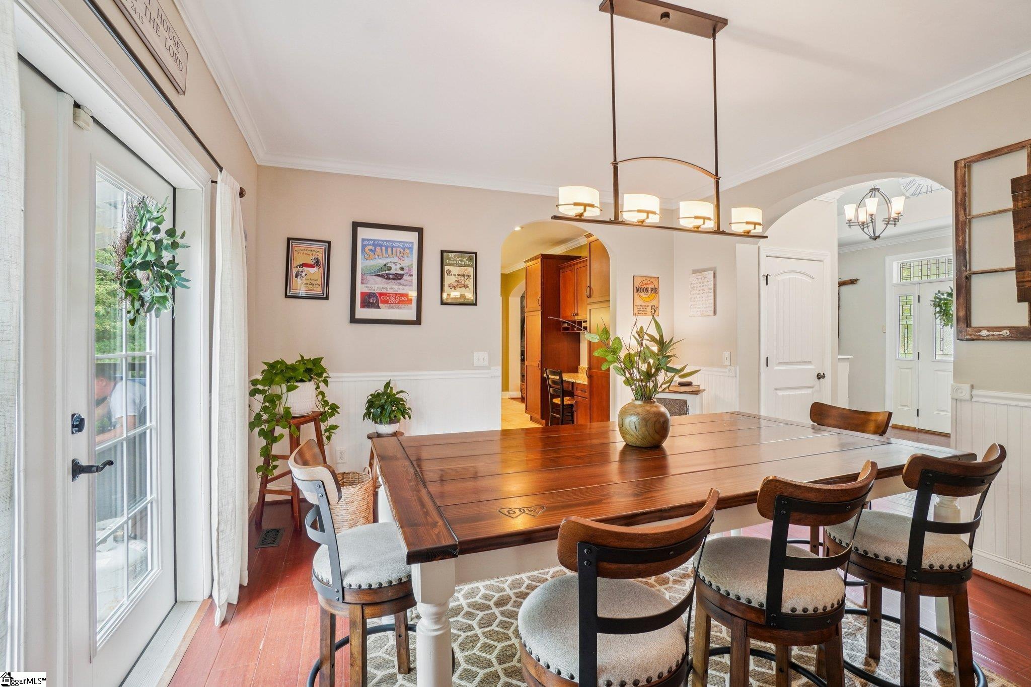 813 Beech Tree Place Hendersonville, NC 28792-8081