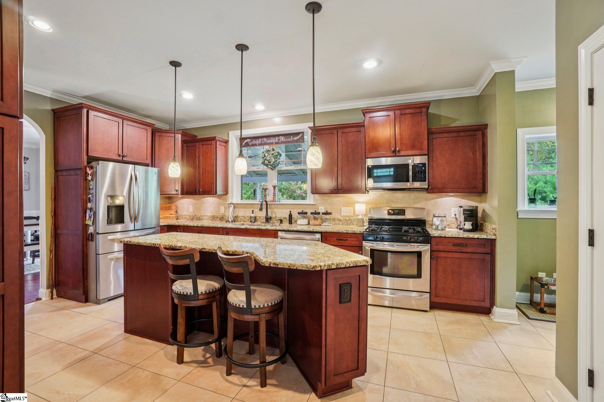813 Beech Tree Place Hendersonville, NC 28792-8081