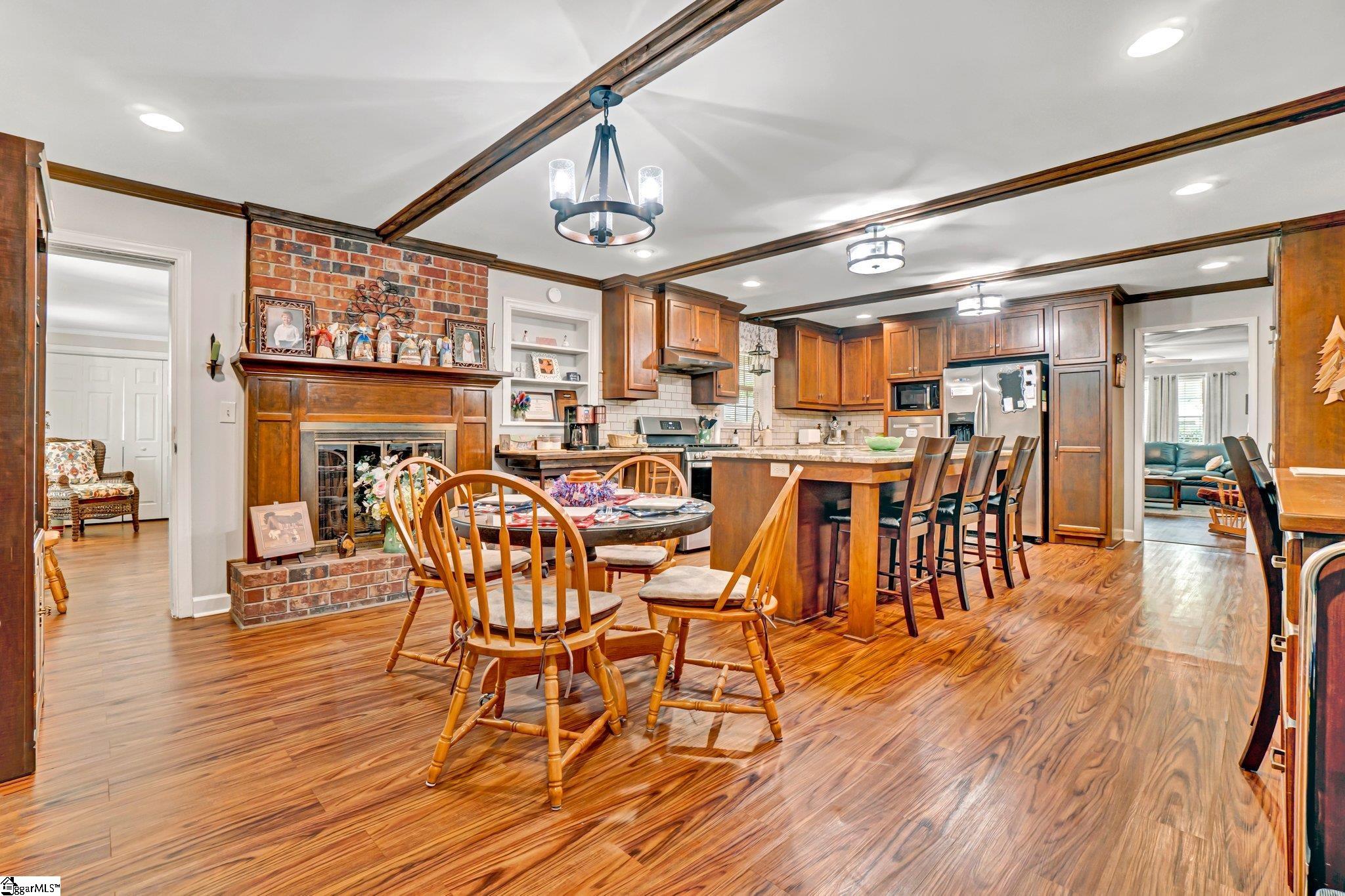 Homes for sale in Clinton, SC | 213 Missallie Dr, Clinton, SC 29325 | MLS# 1573475