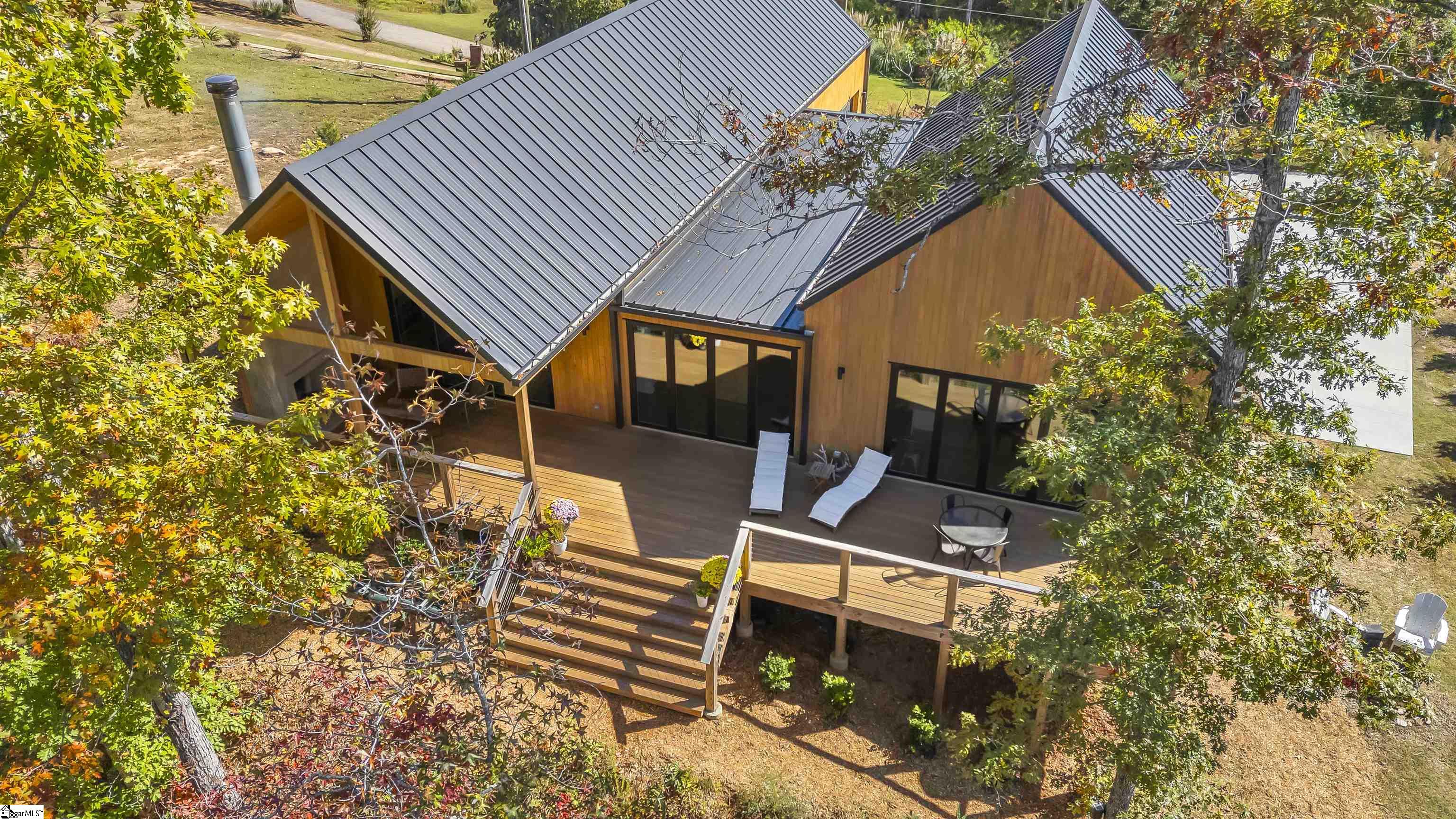 Homes for sale in Greenville, SC | 562 Club Dr, Greenville, SC 29611 | MLS# 1573560