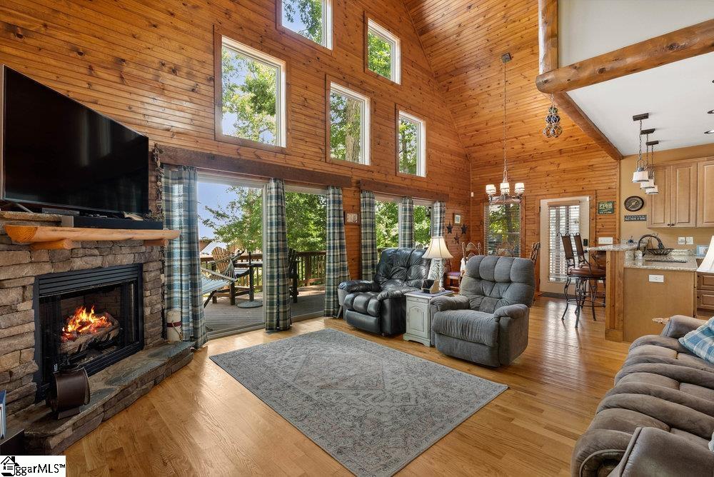 Homes for sale in Seneca, SC | 215 Serenity Bay Dr, Seneca, SC 29672 | MLS# 1573722