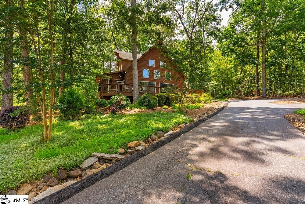 Homes for sale in Seneca, SC | 215 Serenity Bay Dr, Seneca, SC 29672 | MLS# 1573722