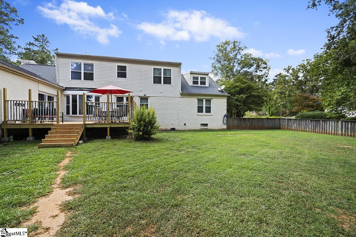 Homes for sale in Greenwood, SC | 111 Northwoods Rd, Greenwood, SC 29649 | MLS# 1573804